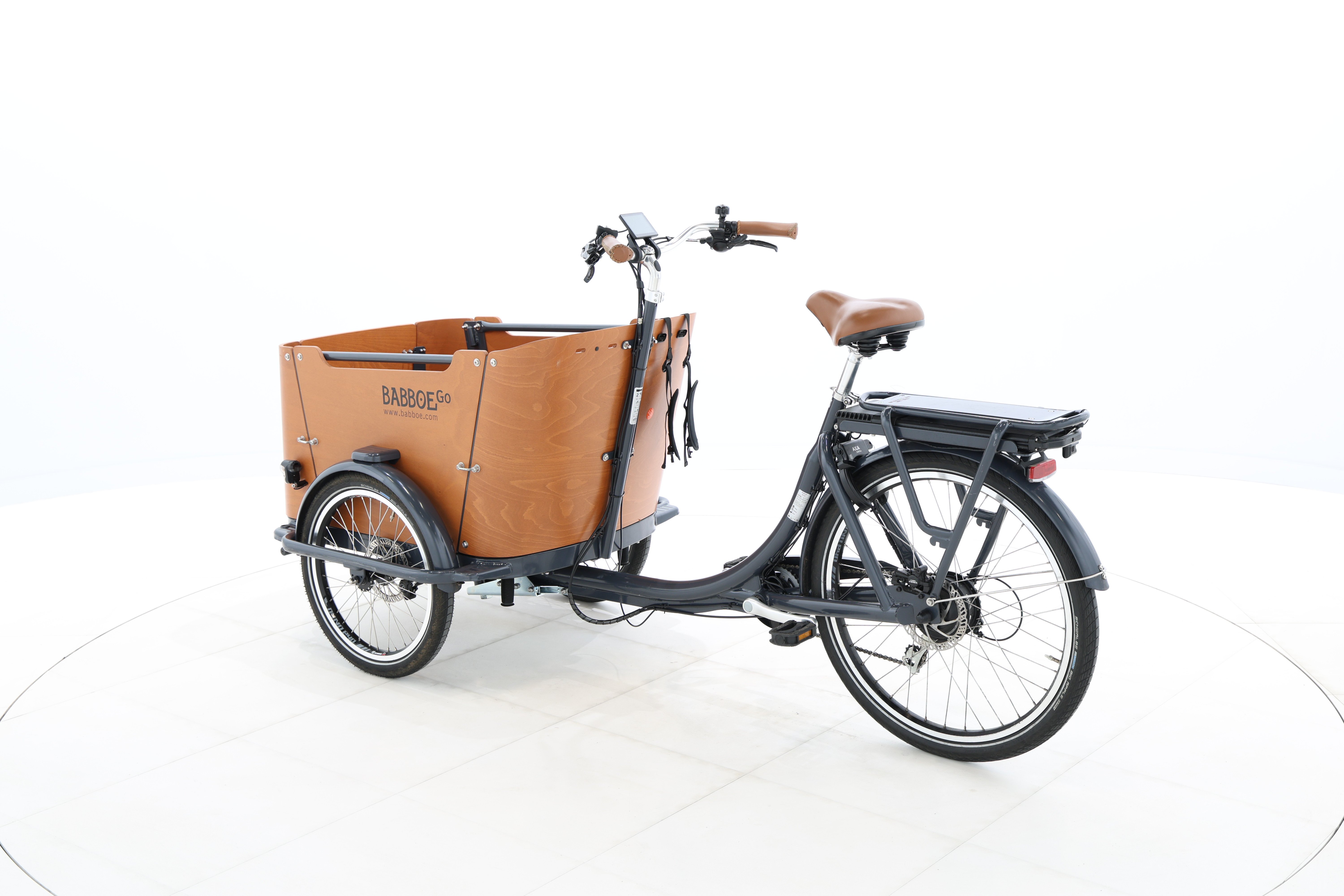 05a373e0-2fb0-4941-97e1-802c2a111e8d