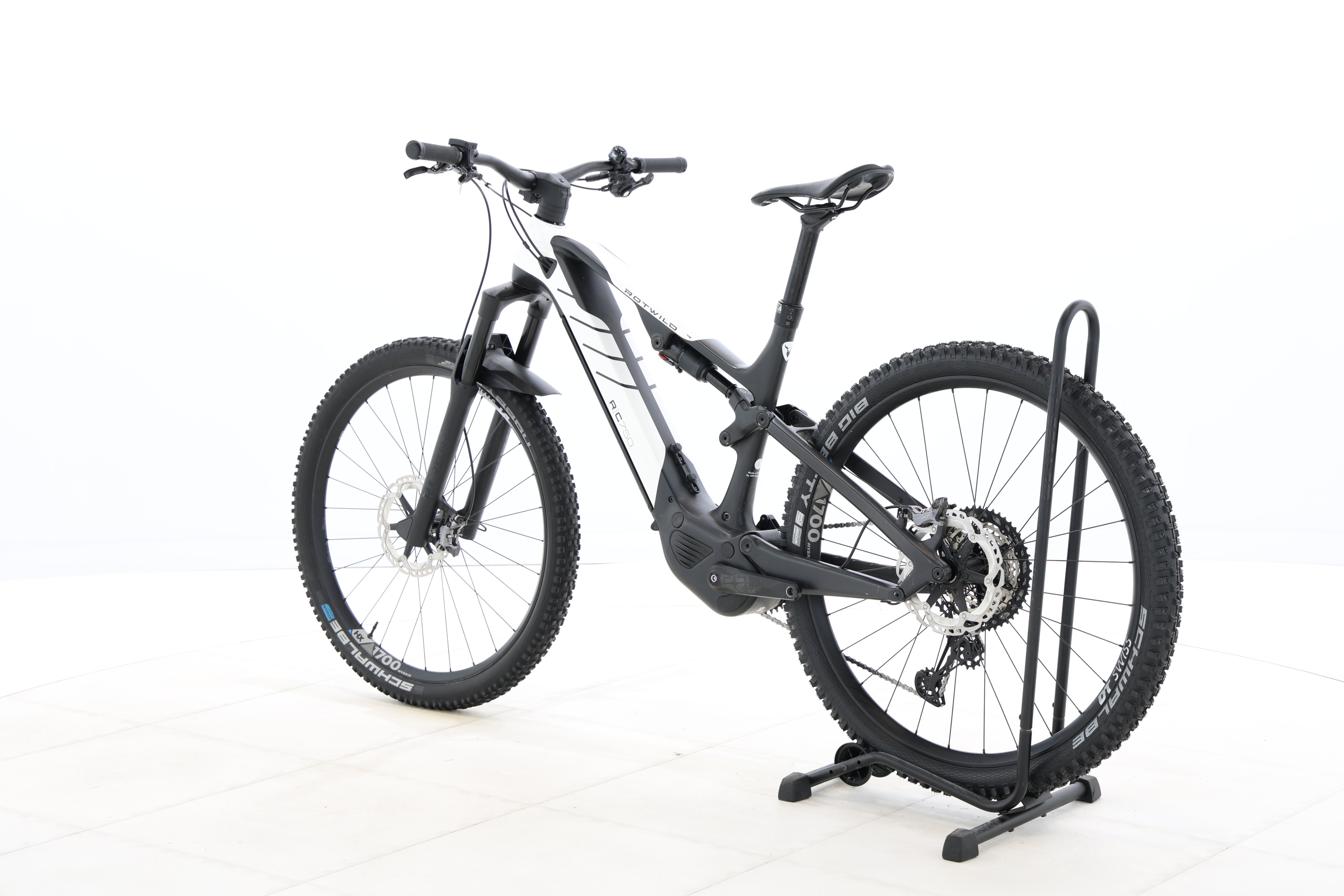 677a6ae1-c7d5-4ea0-a83a-4be5c441f498