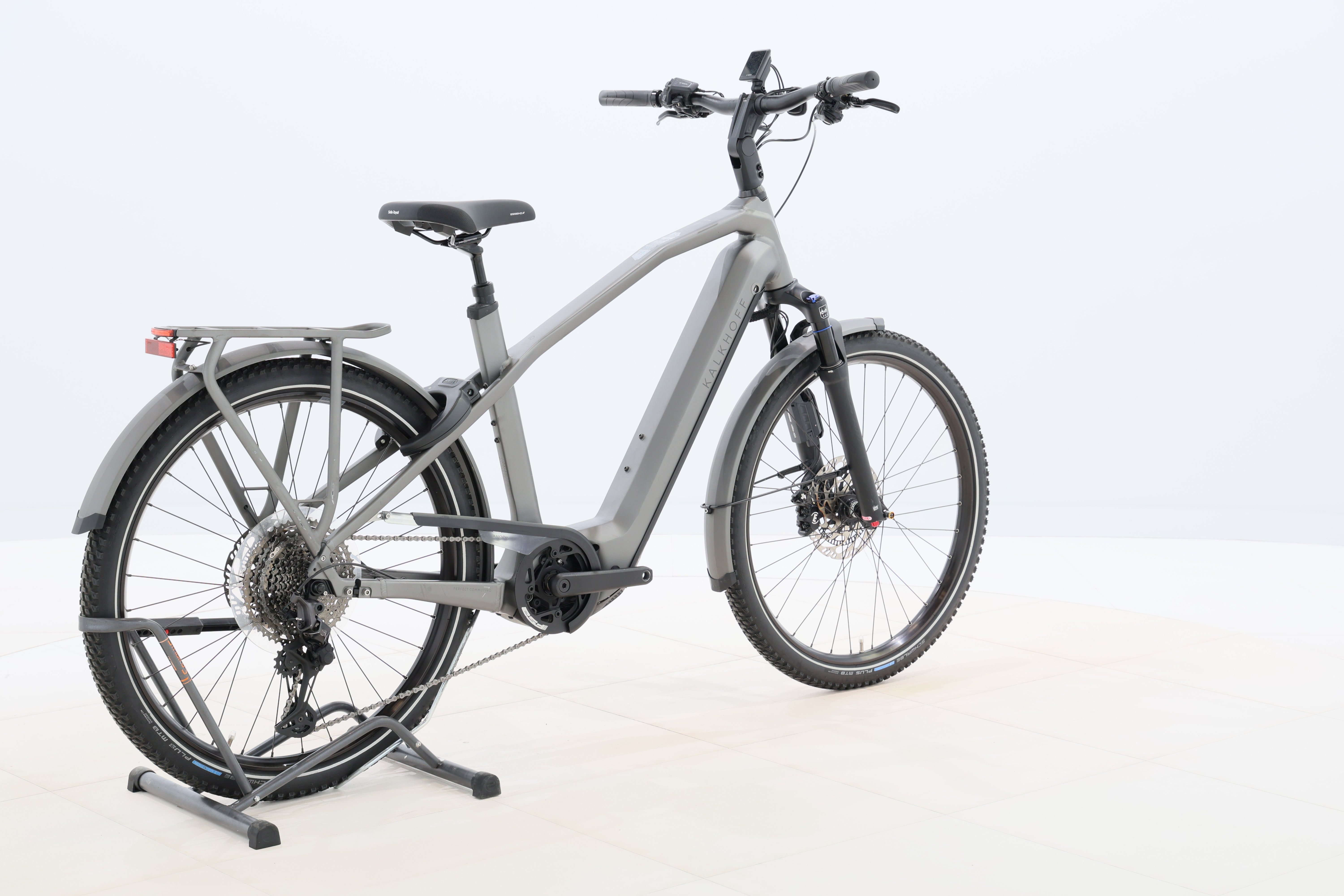 ef8ff806-e665-4e58-867c-48e8f1ee9b8a