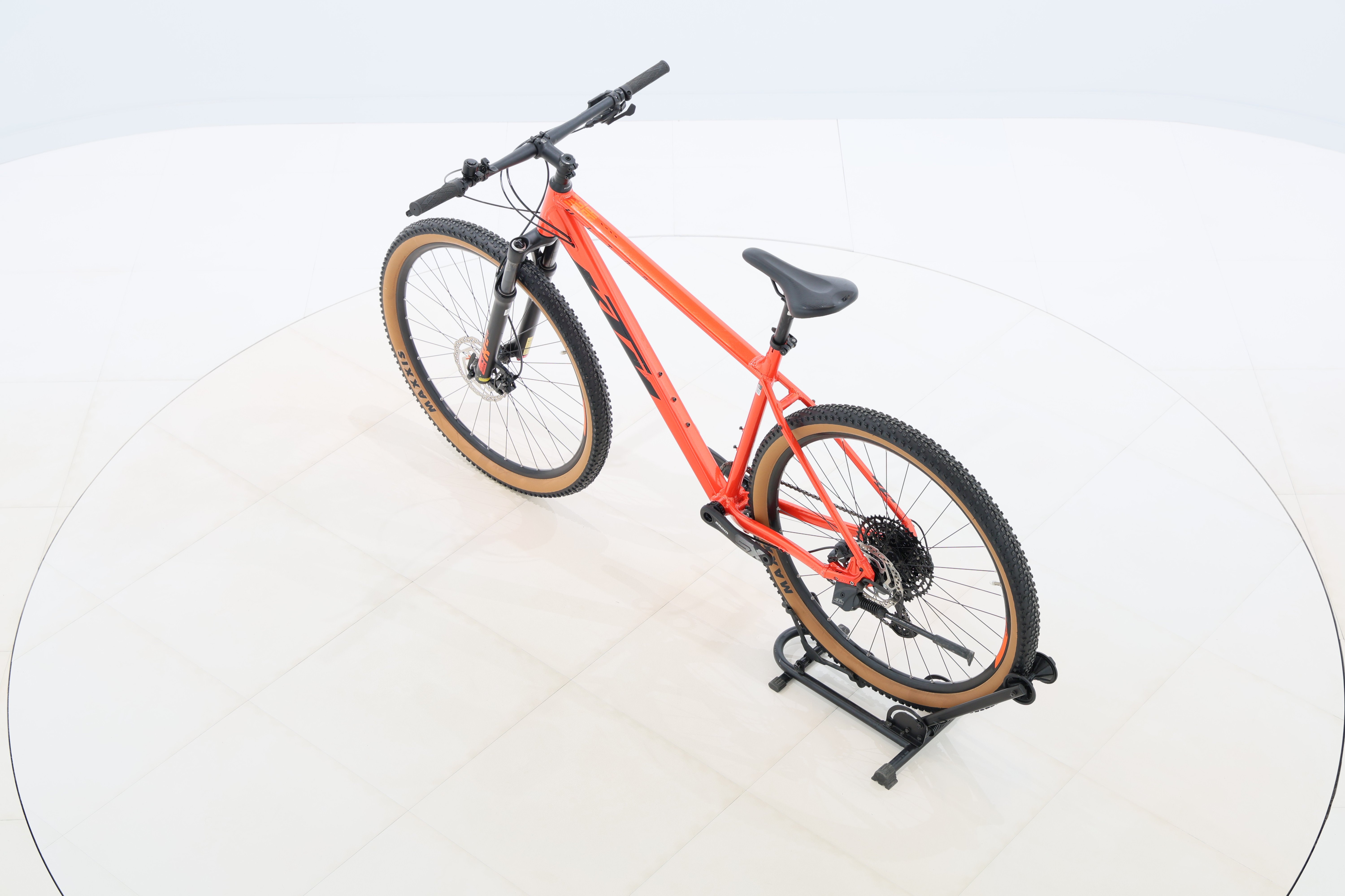 692ed6b1-6fd8-434c-b4bb-11ba4556eab4