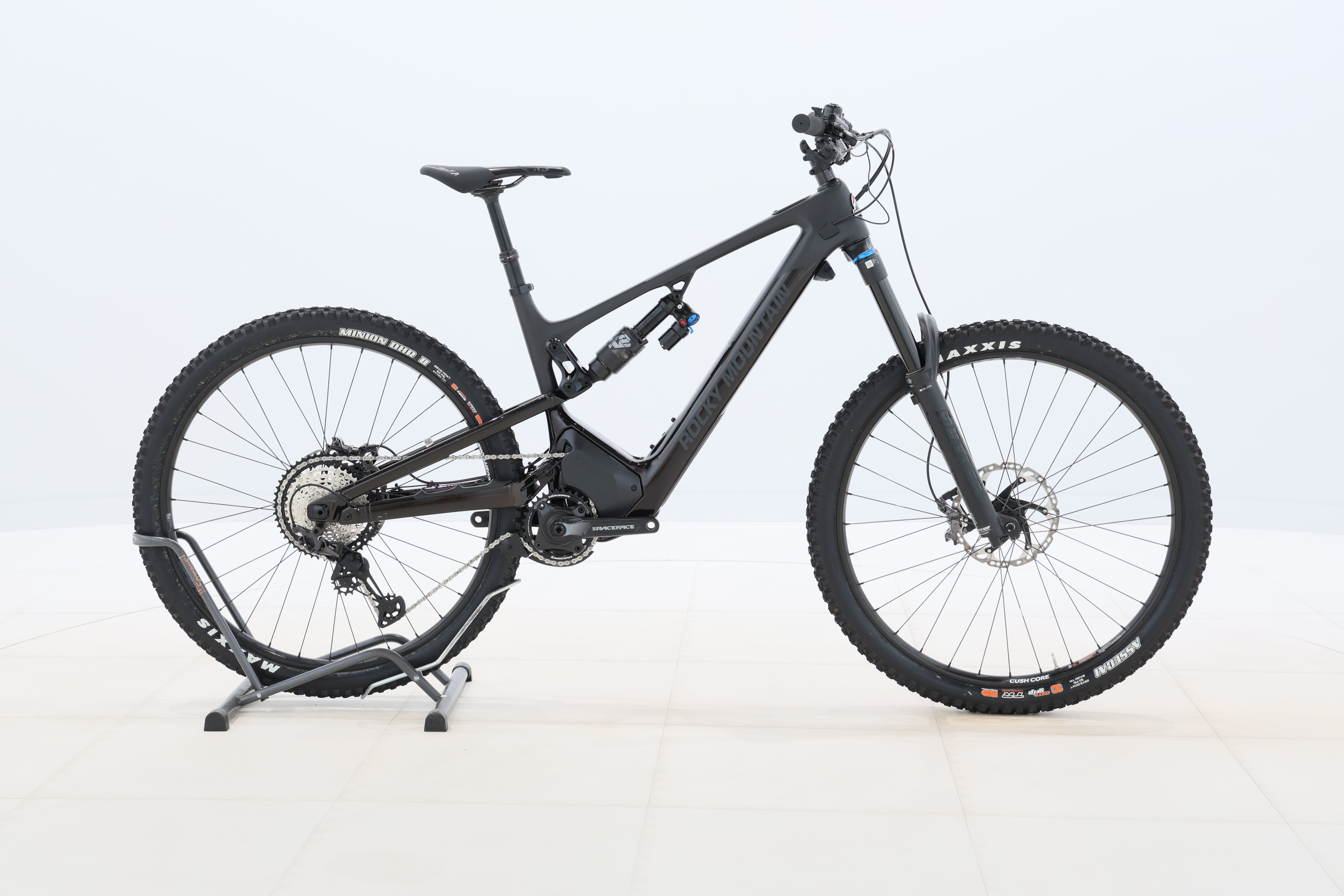 b7afdab1-0f80-4887-bb72-2338a44105ff