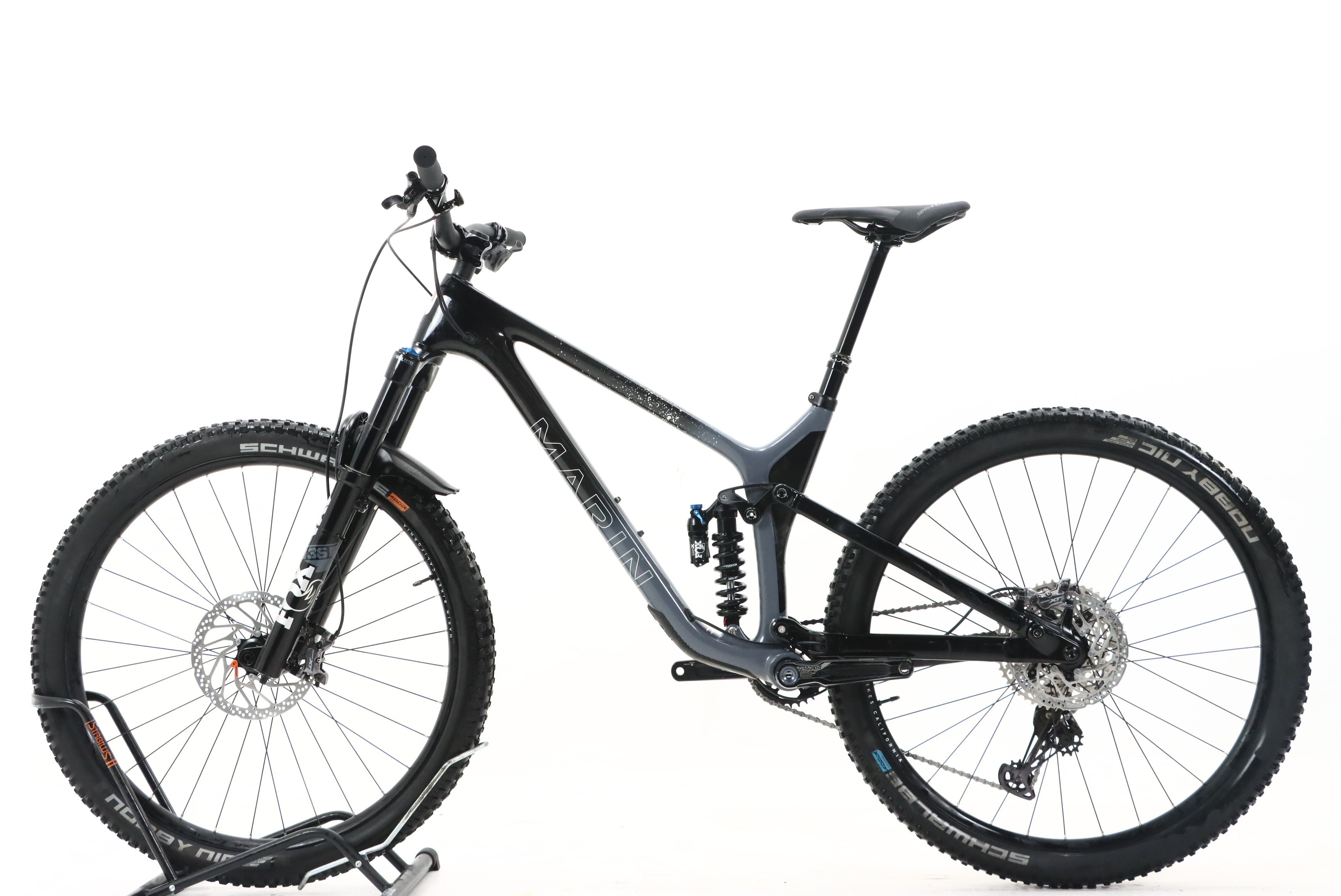 a86e9261-85cf-4bb8-8614-6b5029b8060a