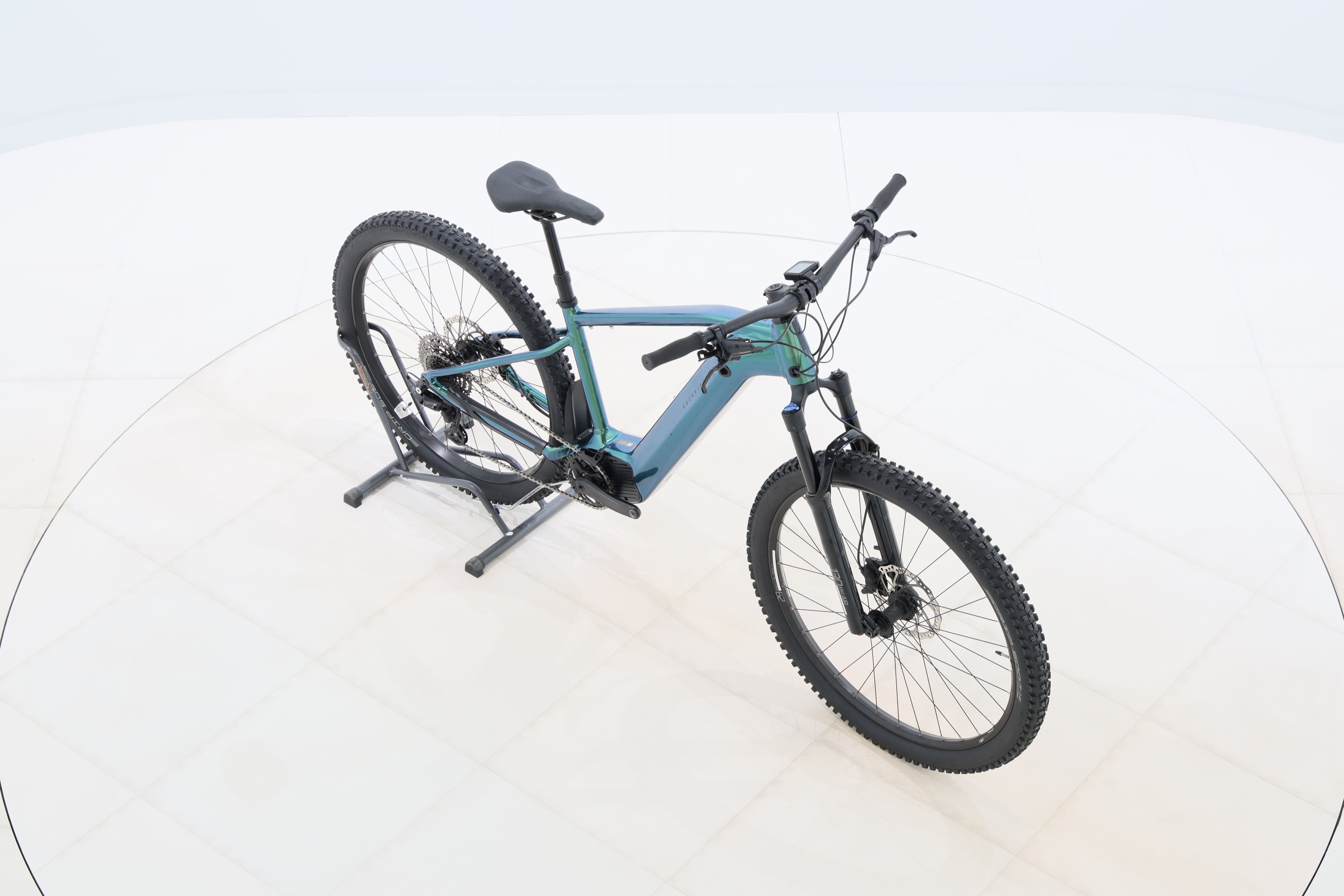 8b1b2323-a843-4eb8-b0b5-fff73f9a442c