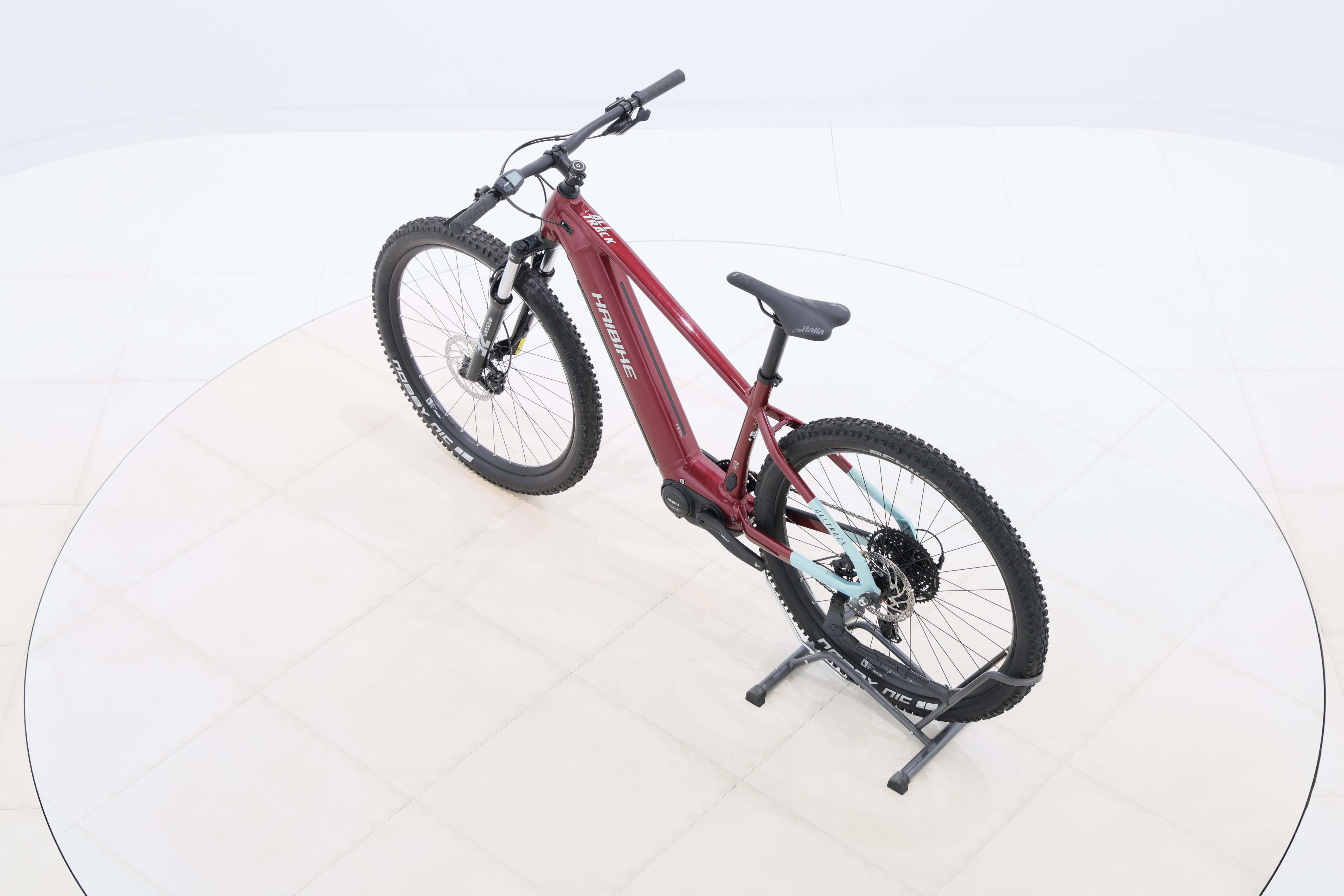 bd3760aa-58fa-4e0a-b940-270b25bf4ee3