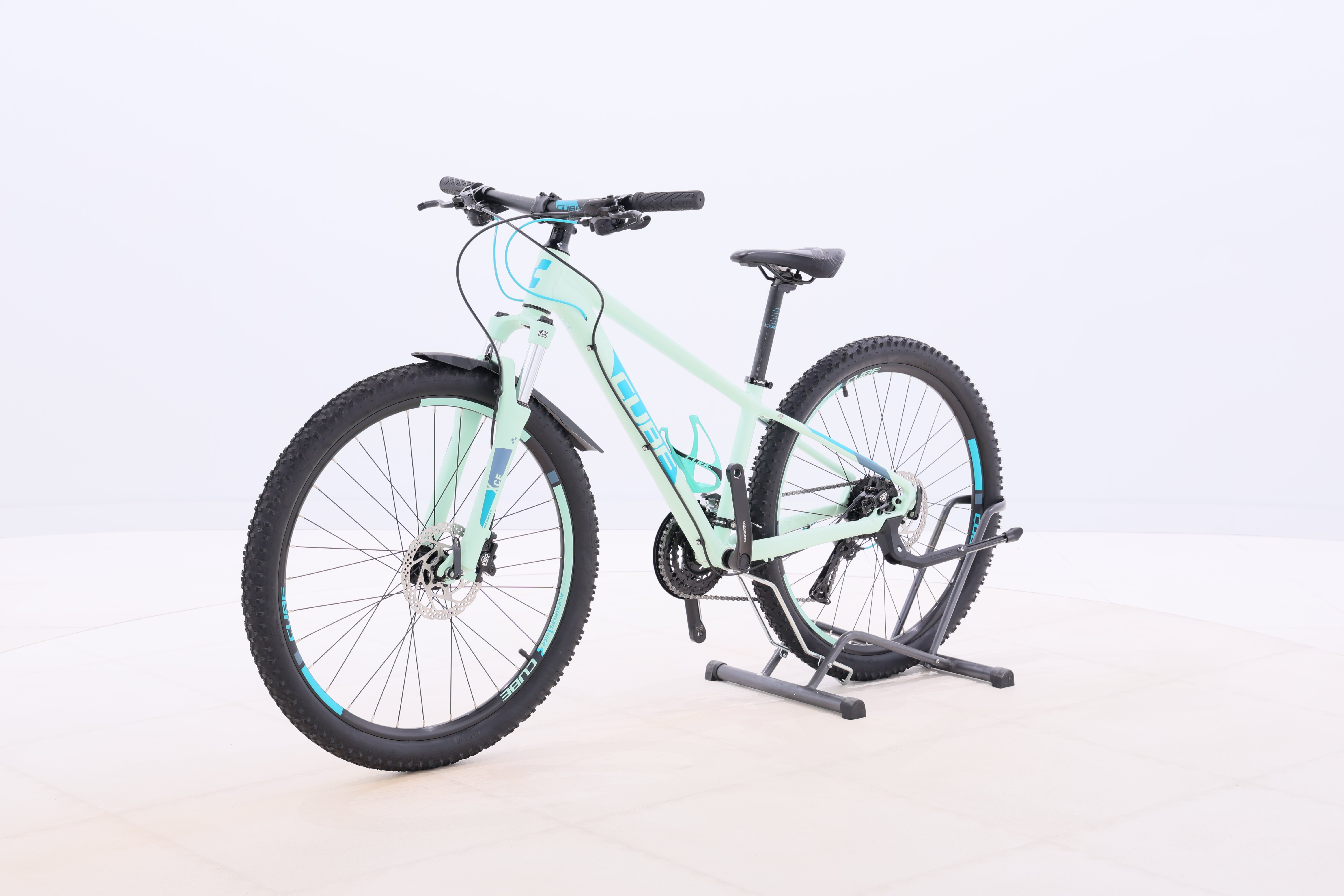 740e1e53-ae9a-468e-9fe7-0ec226ab34bd