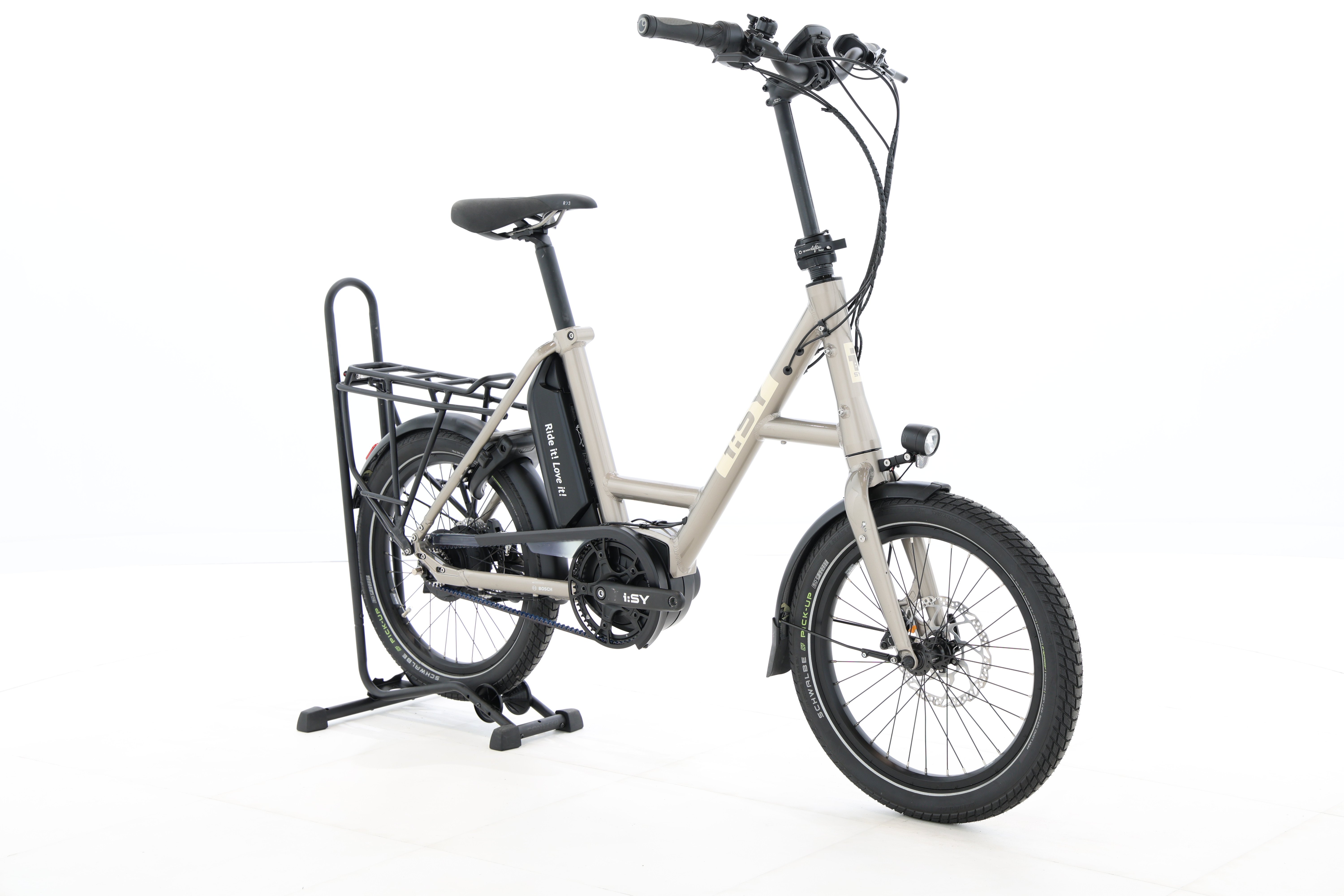 e887fdd4-1bf2-4dc7-a77e-c69f61adfbee