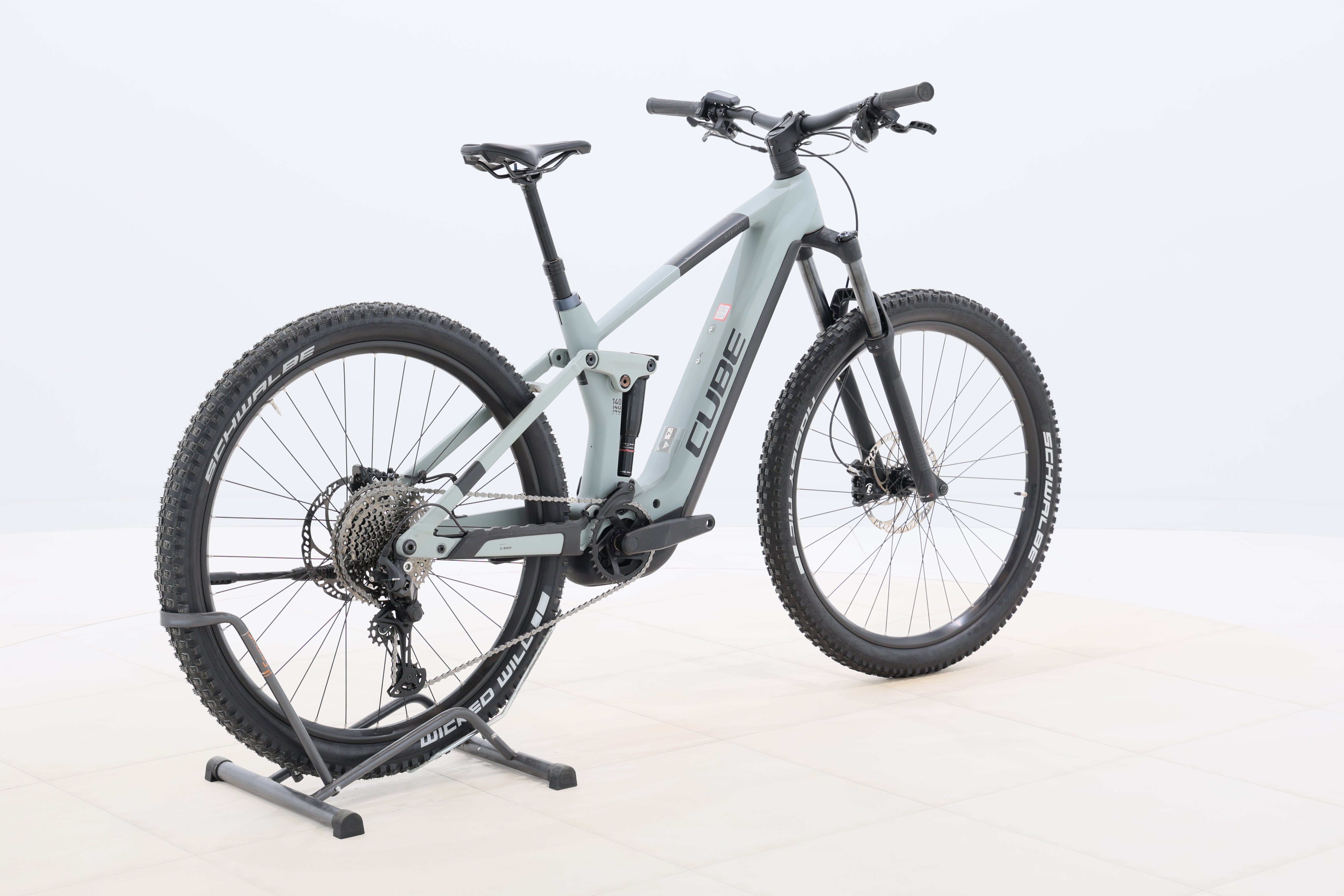 8115b129-f972-4be3-b48a-1b3480e4258a