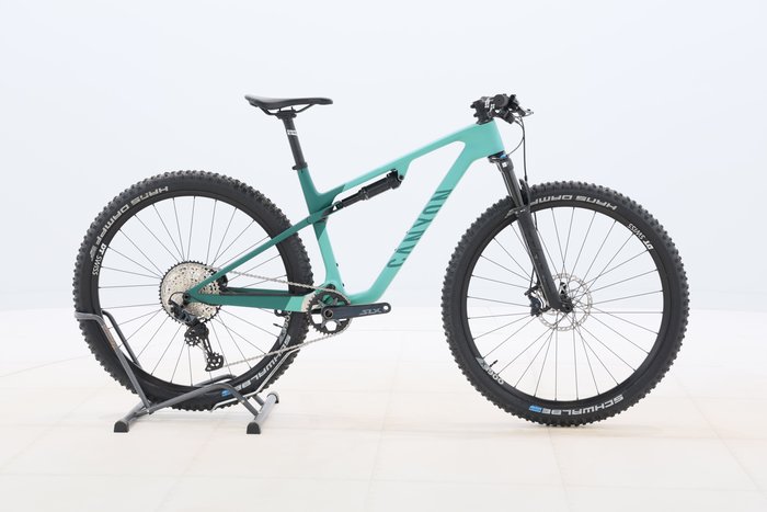 Canyon LUX CF 6 2022