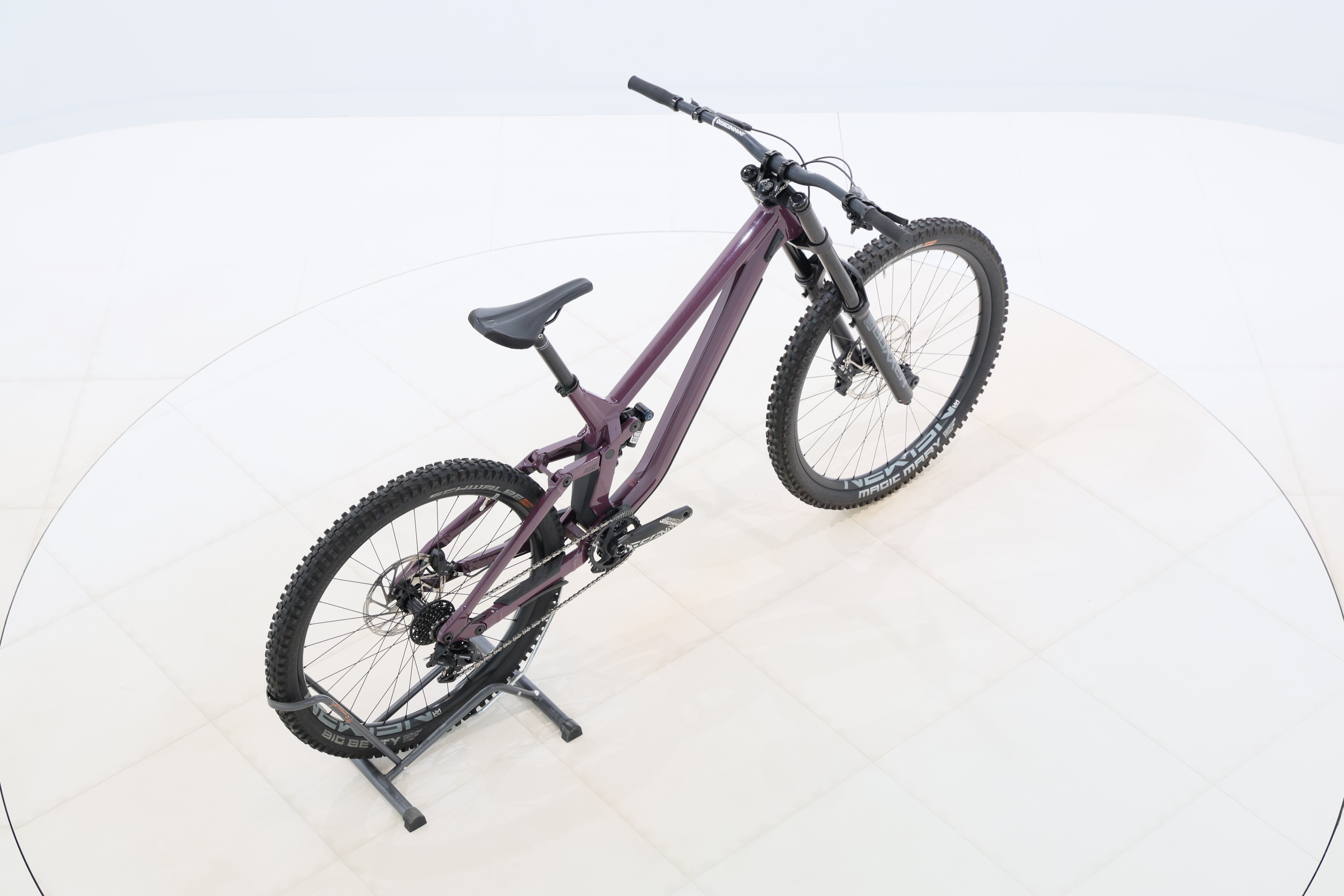 f3460885-0877-44ba-8a52-c89abacf1394