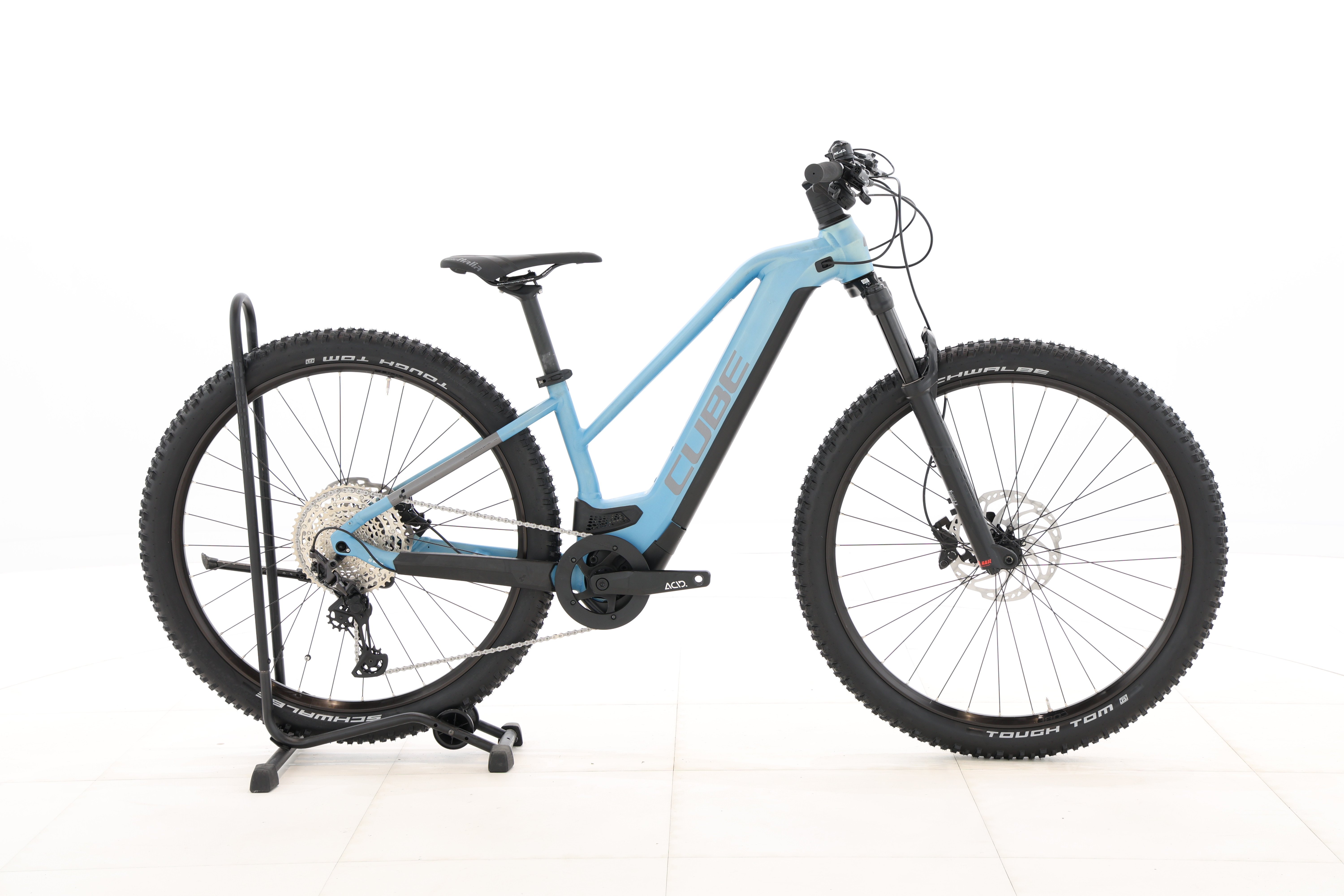 2d2e1d22-86f7-4000-aaa6-4ecce808c821