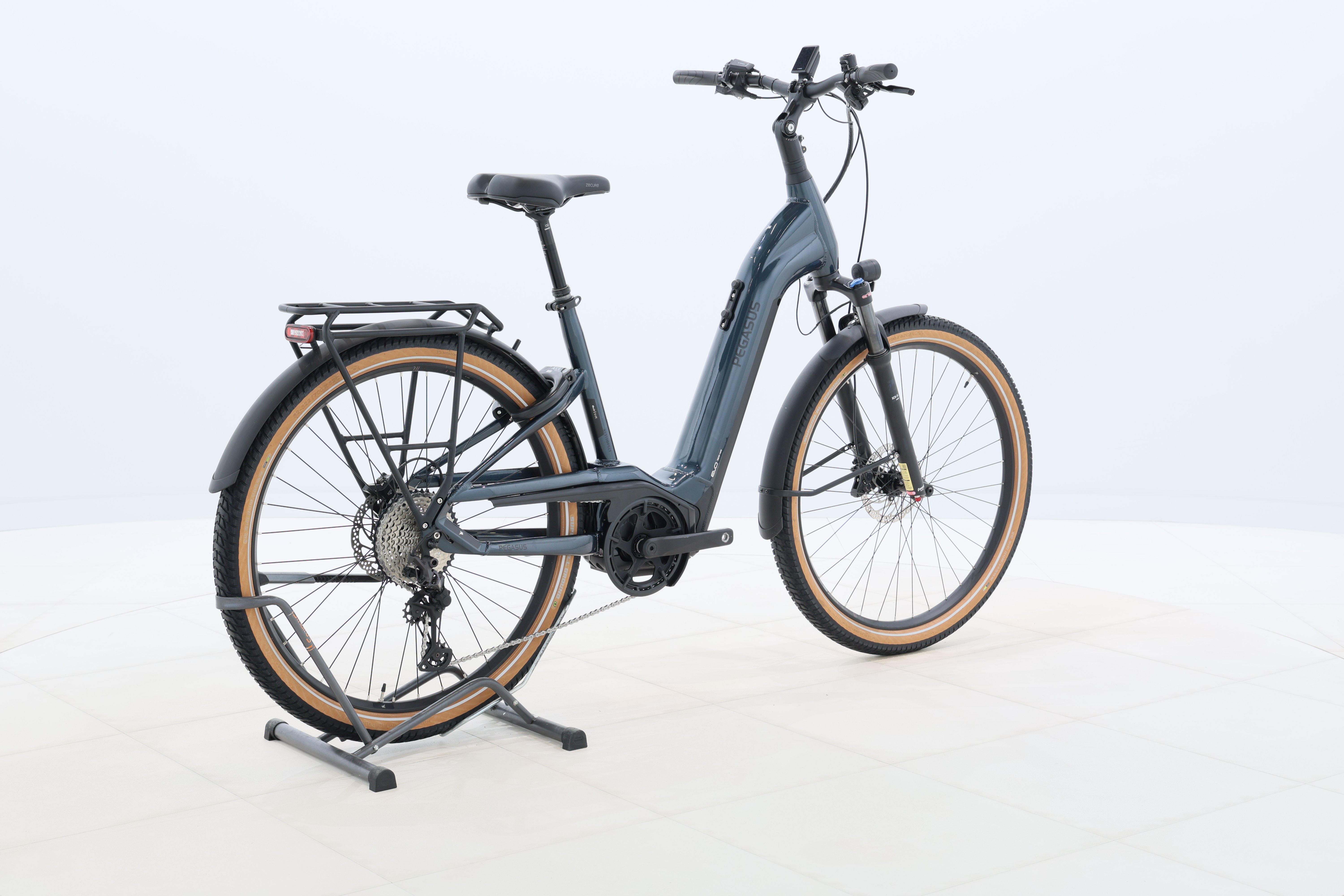 e016642c-a98e-42d2-a822-ba3e72d0a071