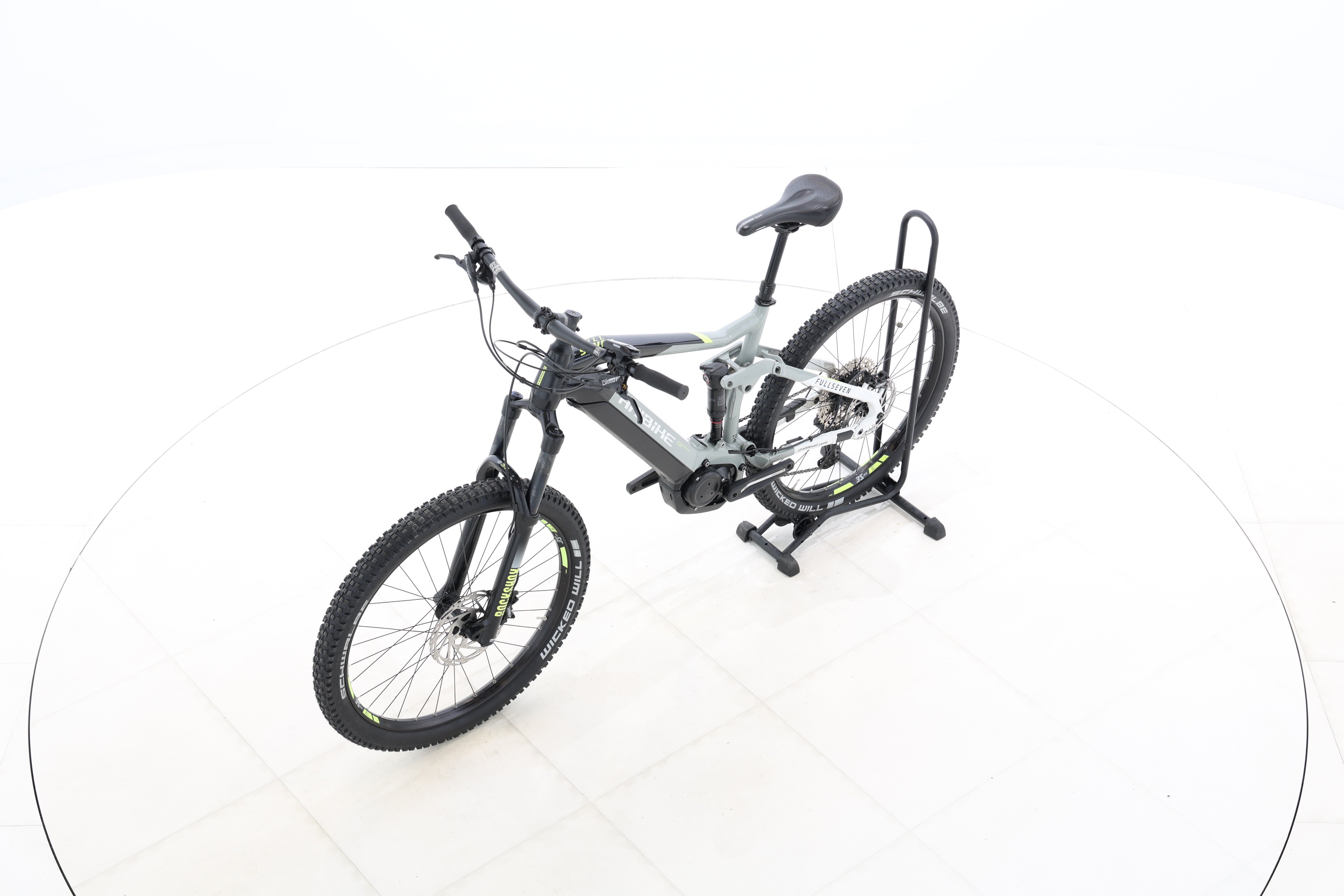 4ce3a4a6-0ab9-40de-8a76-c1470b53eb30