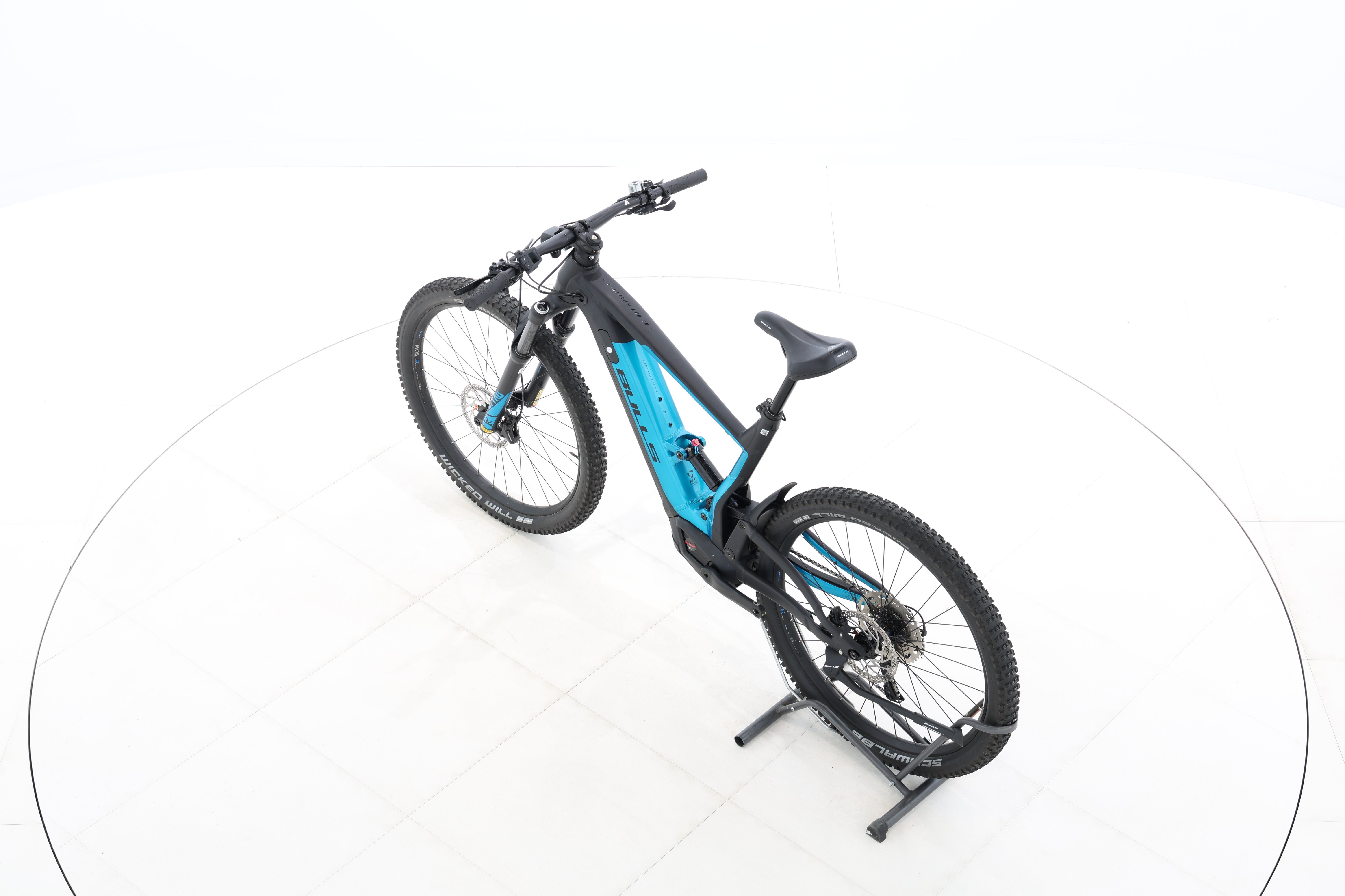 aade1678-7e17-418c-870d-515376b5b1ba