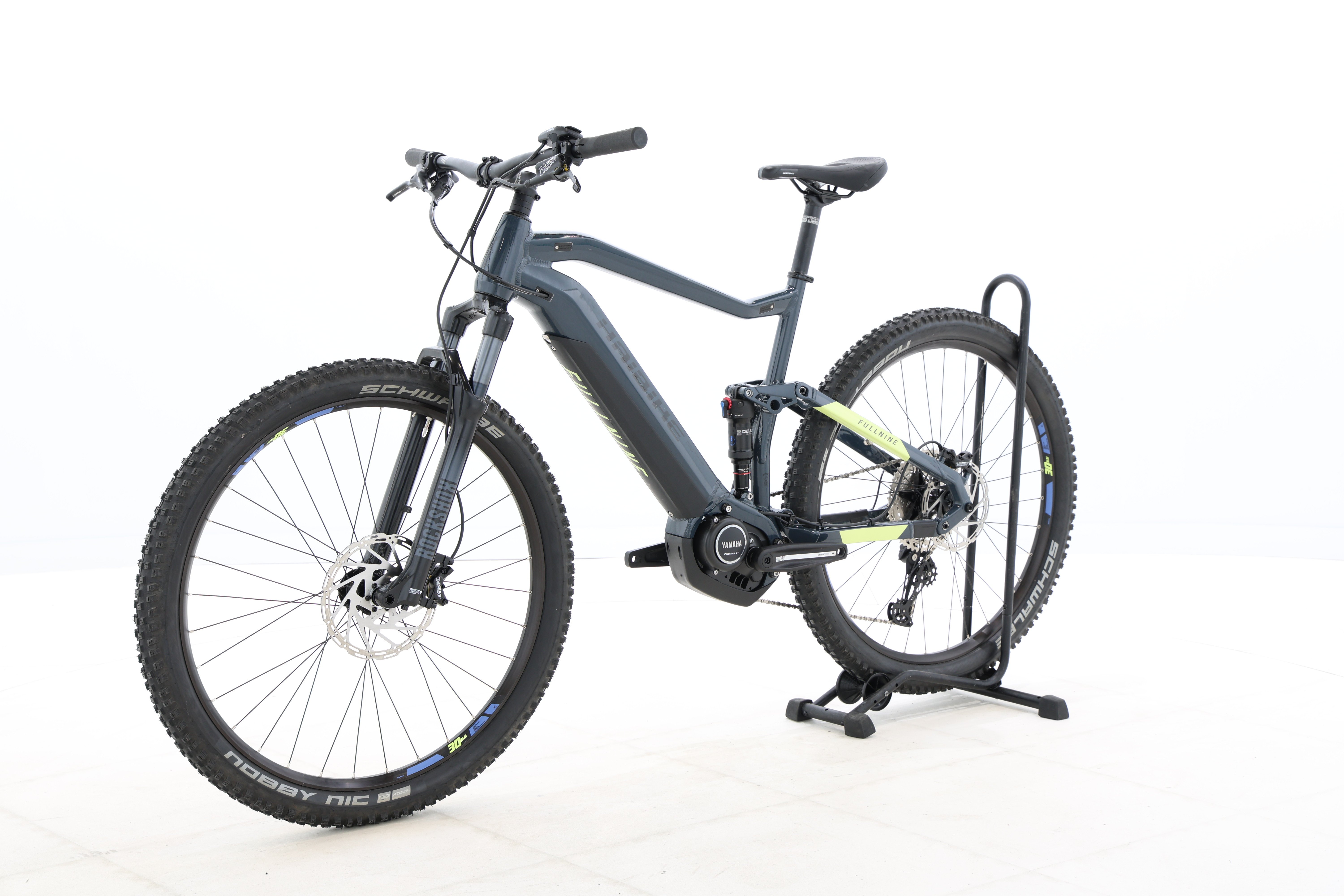 a25e734a-952b-4484-99fc-3049a44b32c2