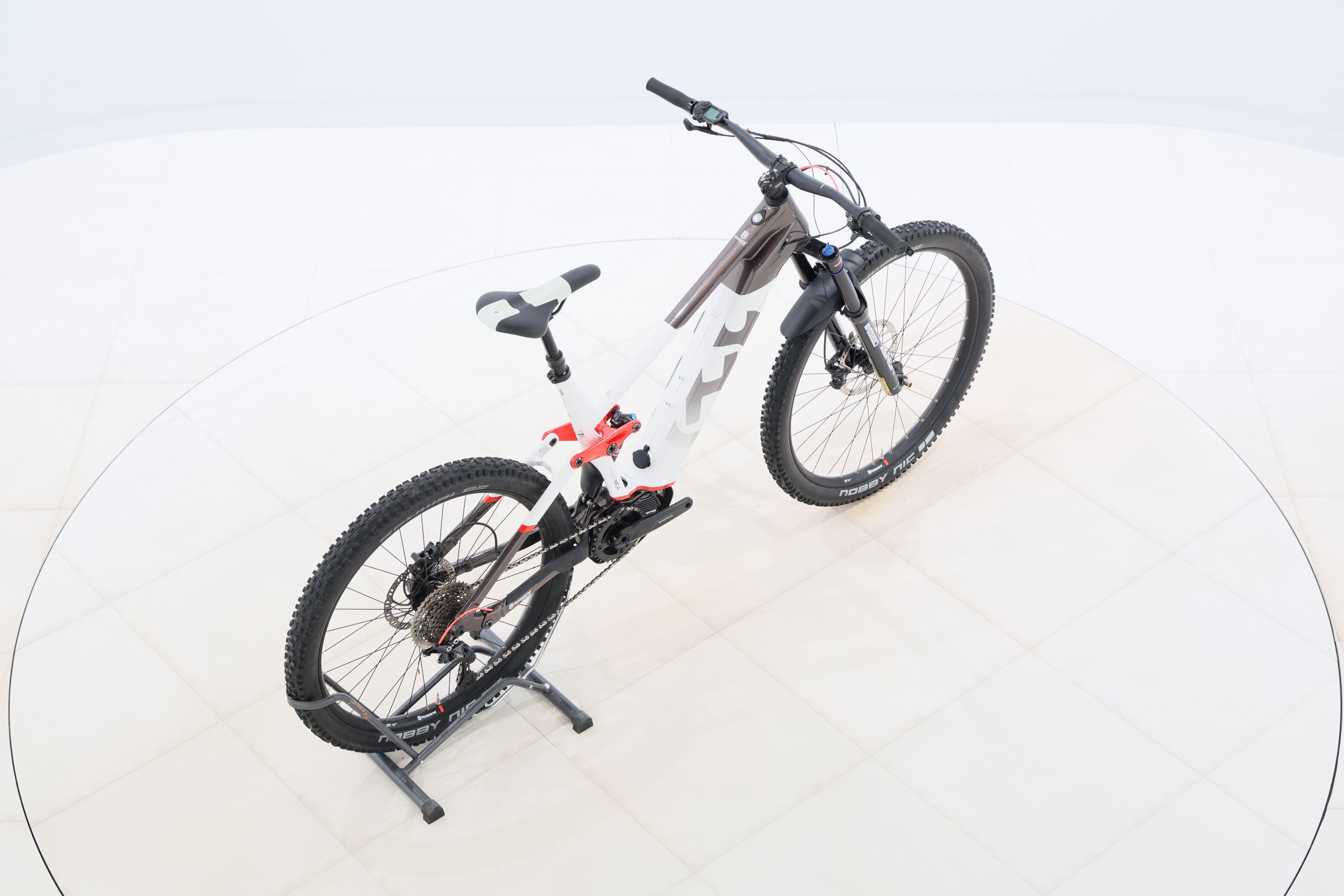 ee4311eb-0e04-440e-92aa-d199522671a6