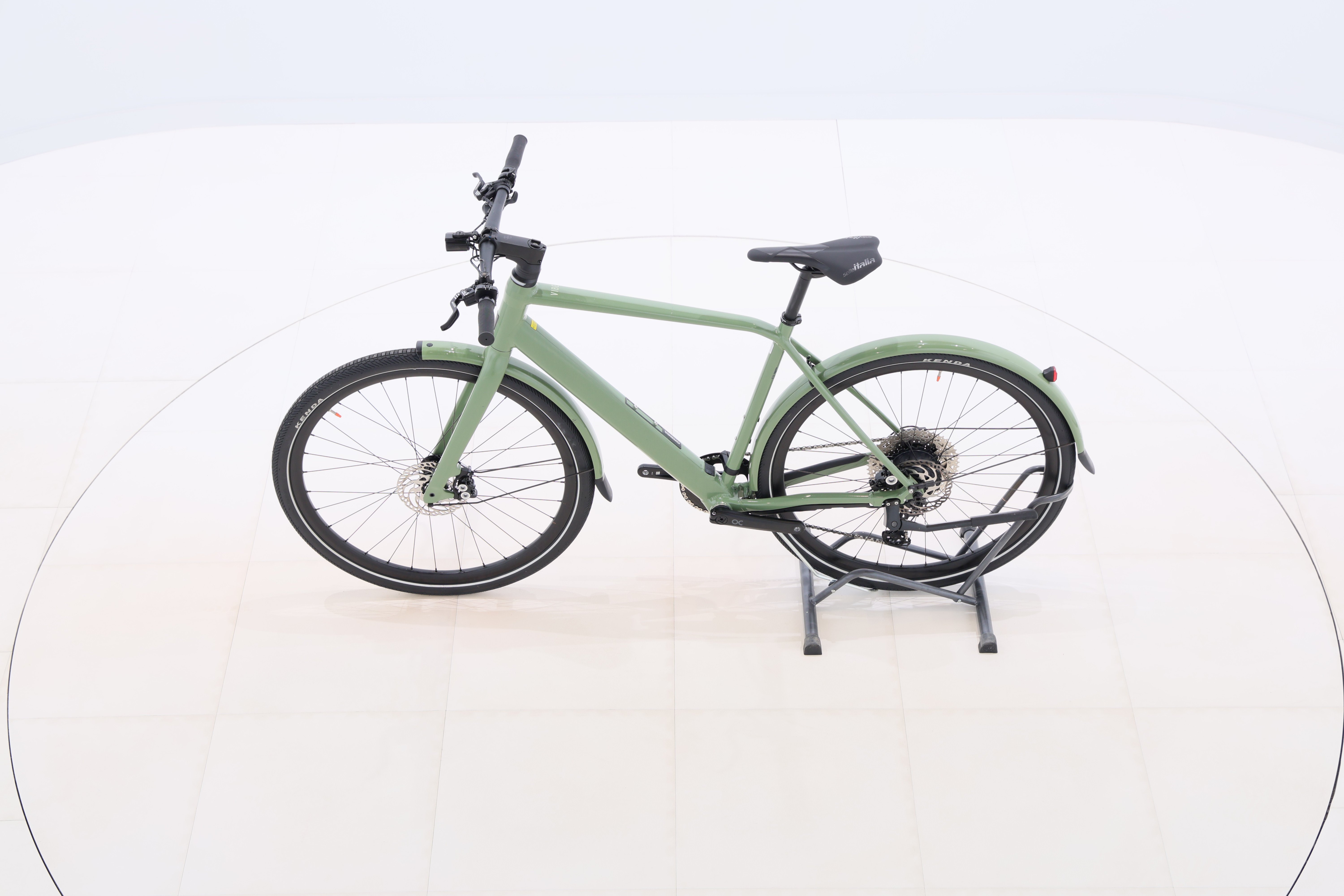 adcdc774-c3e6-4e69-b297-79a337144611