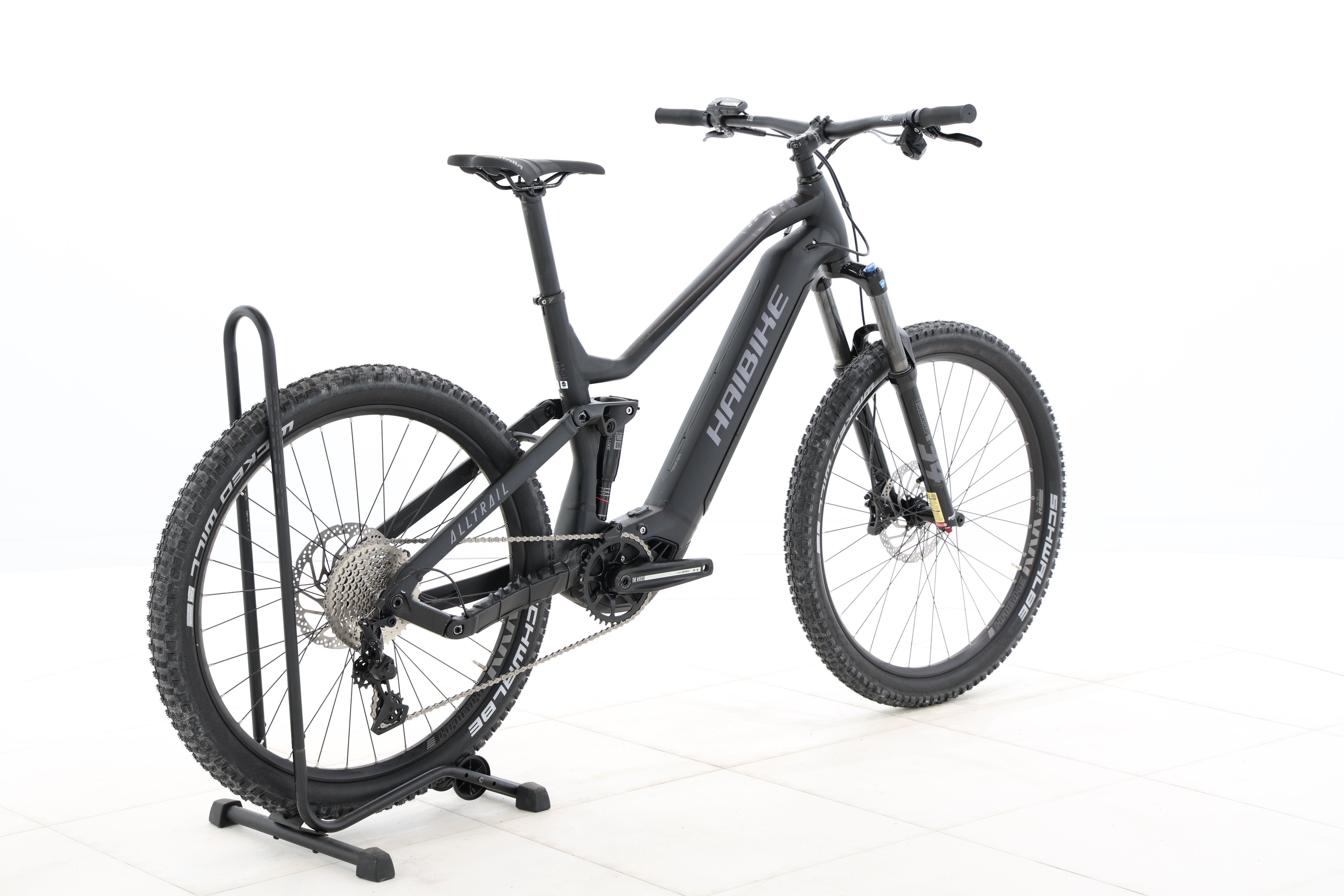 b94be269-99ef-42b1-8c1e-fa6850840289