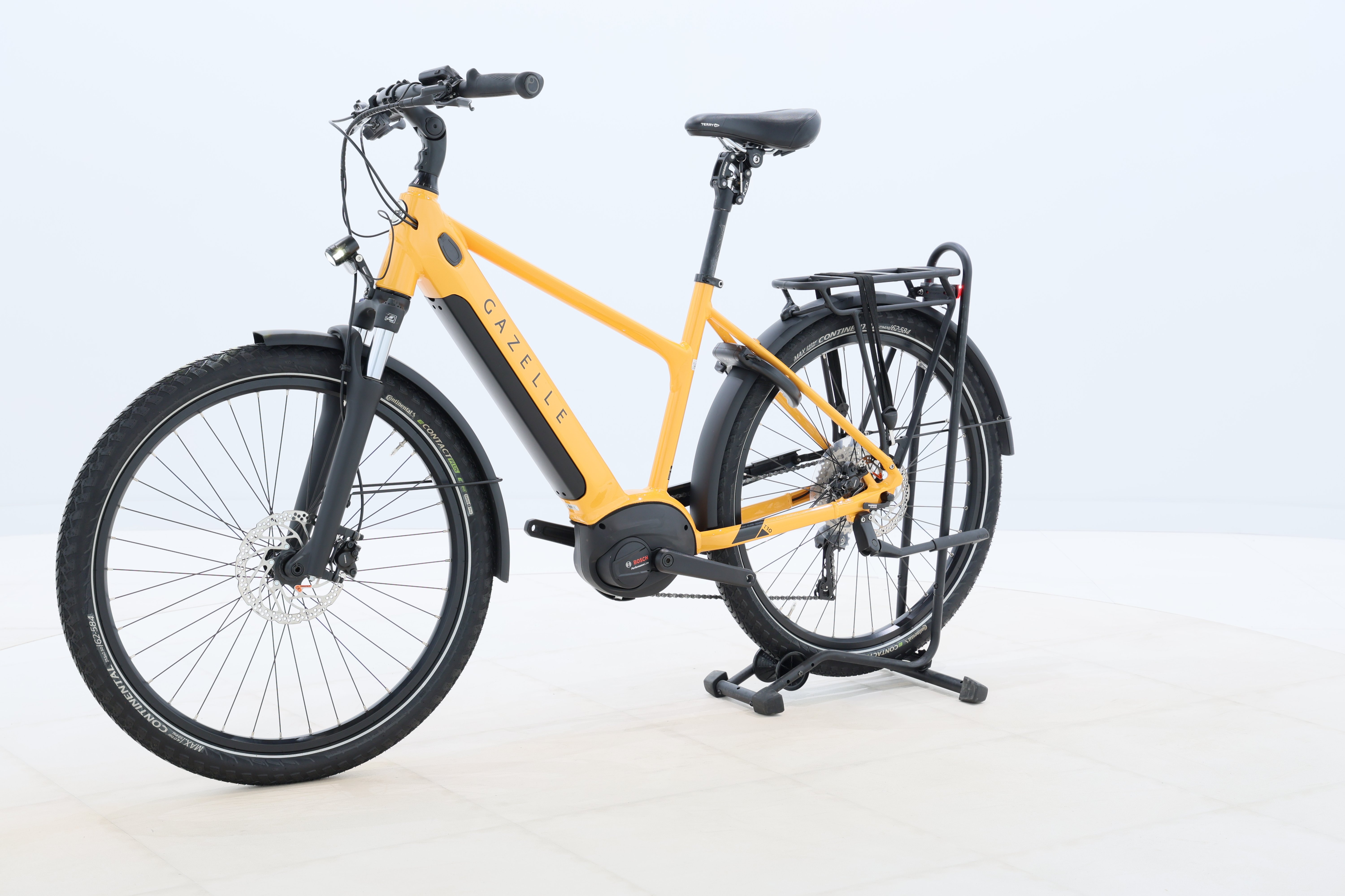 1950eb60-d2a7-4fd0-ad30-3cf4b1180fae