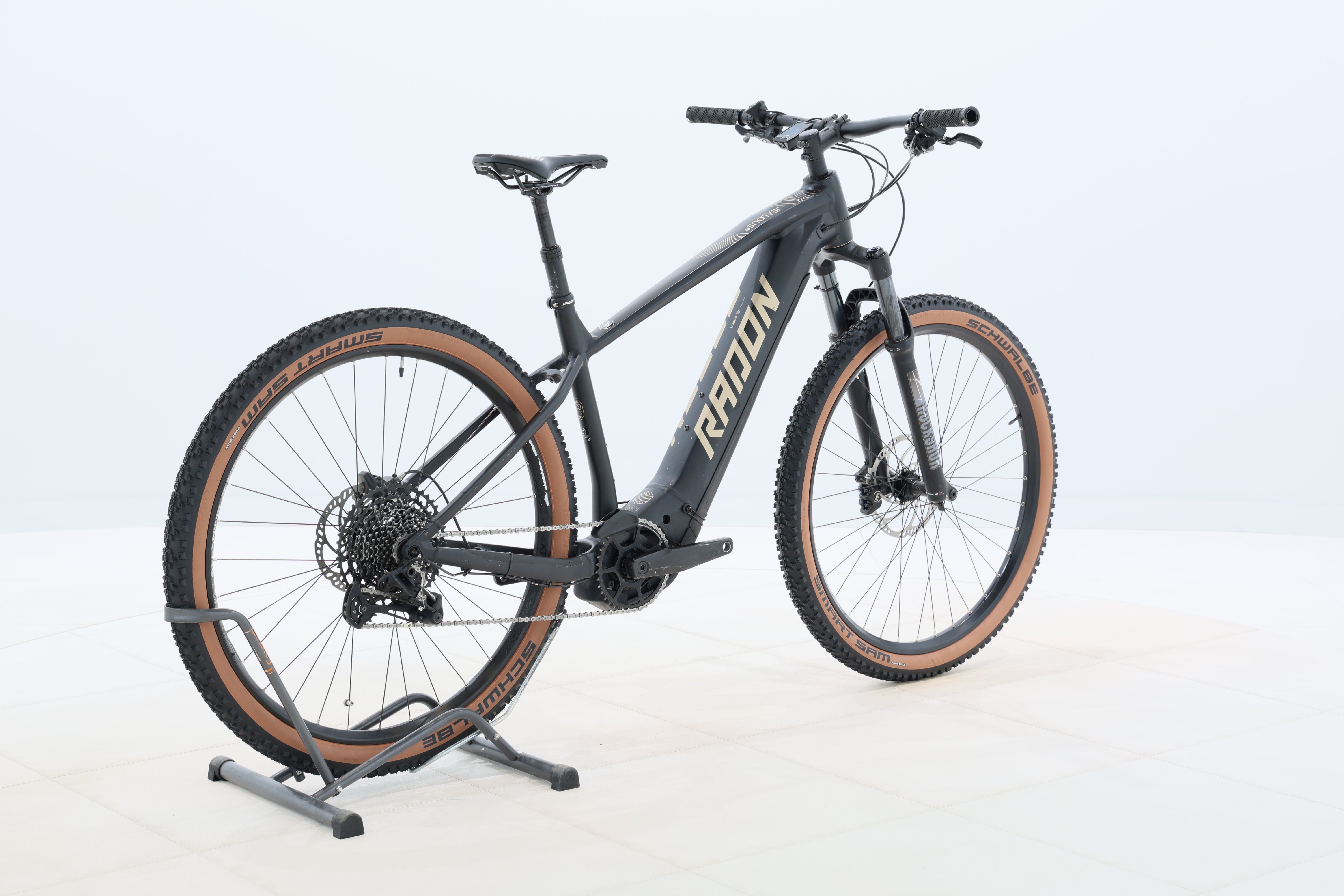 391e8554-6333-461d-9974-02f6b249bc3e