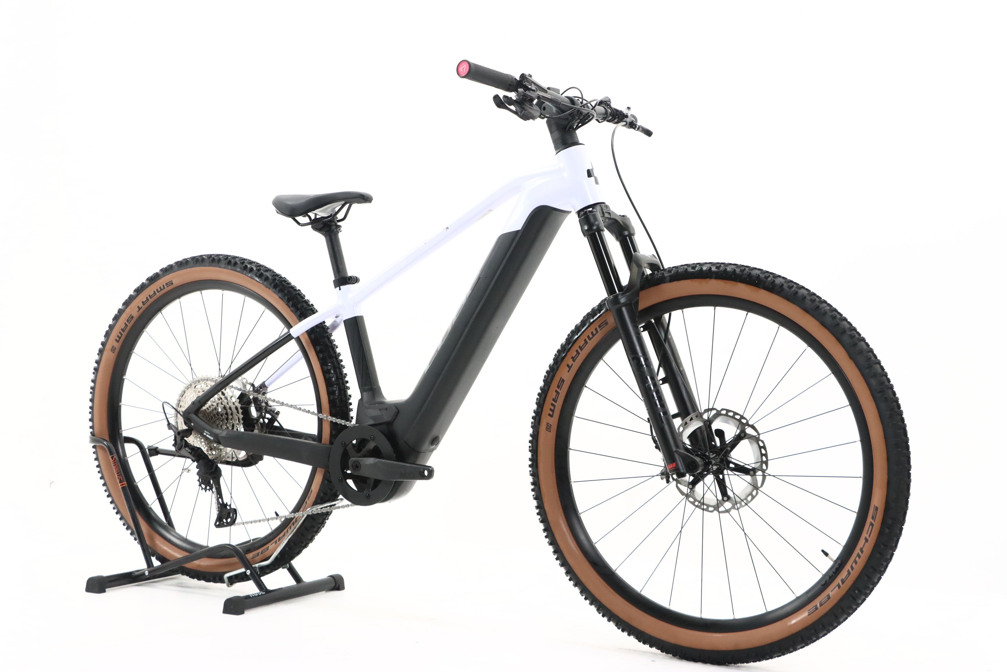 fd9fb29d-c3b2-474f-aa83-225fb4a0cc8b