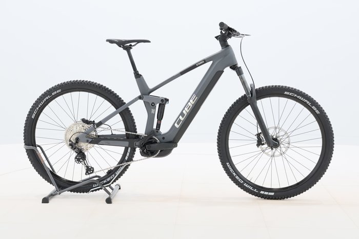 Cube STEREO HYBRID 140 HPC ACTIONTEAM 750 2023