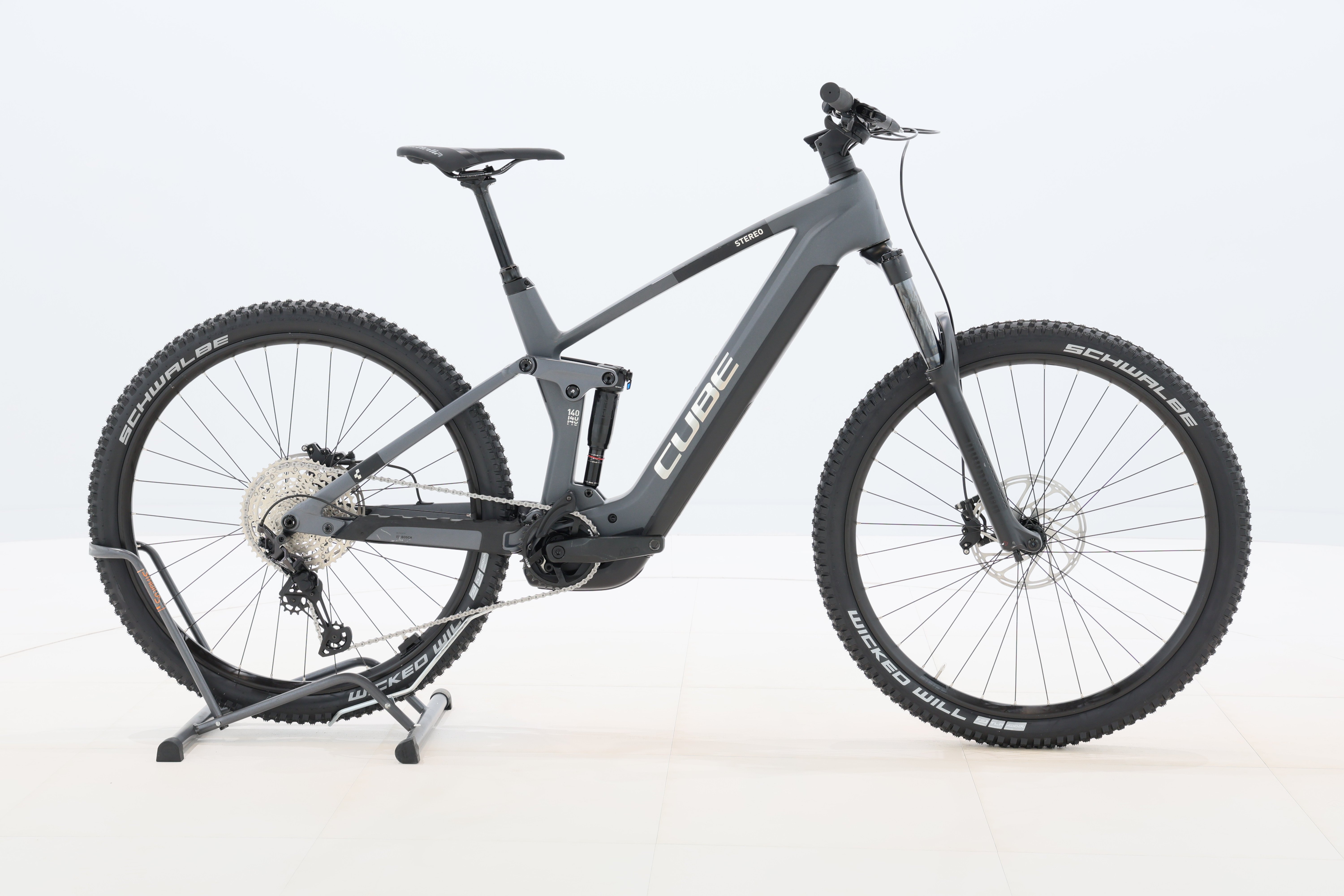 04d7aad7-dc72-4dfd-9d5b-0f04531af960