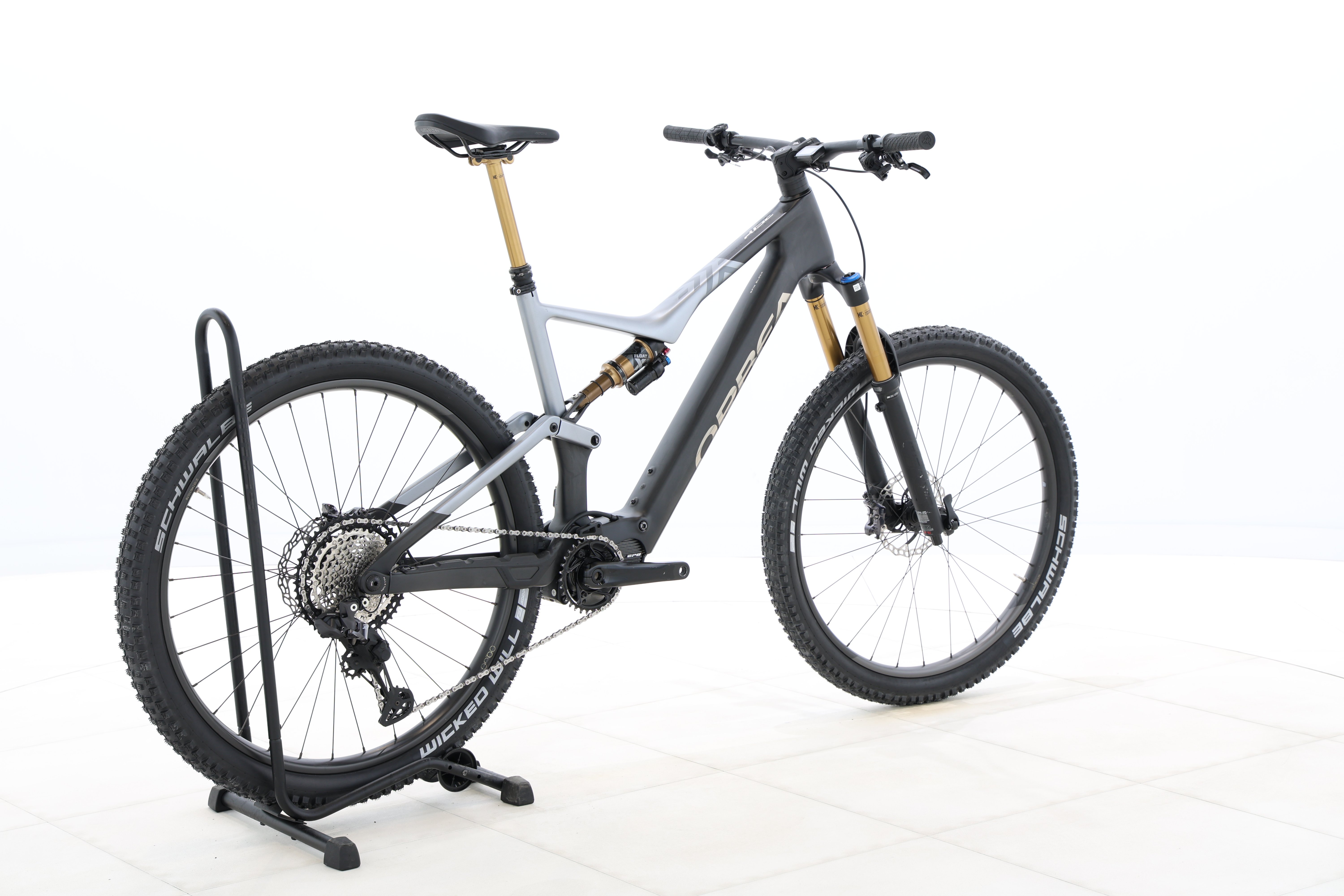 08bc4489-a47e-46c5-912c-c22057d5d841