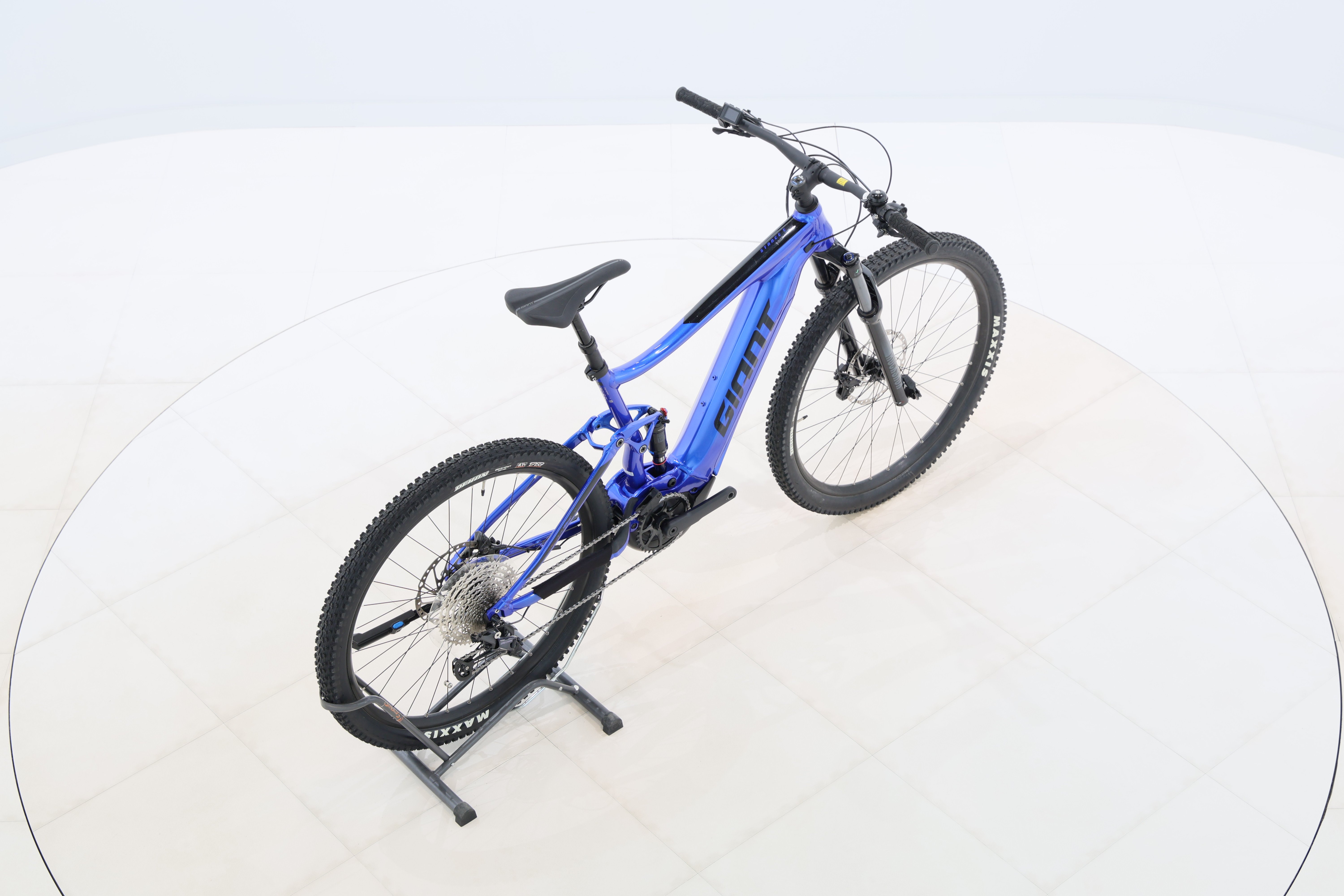 21beb2f8-e21f-4935-9b61-1bff58f84922