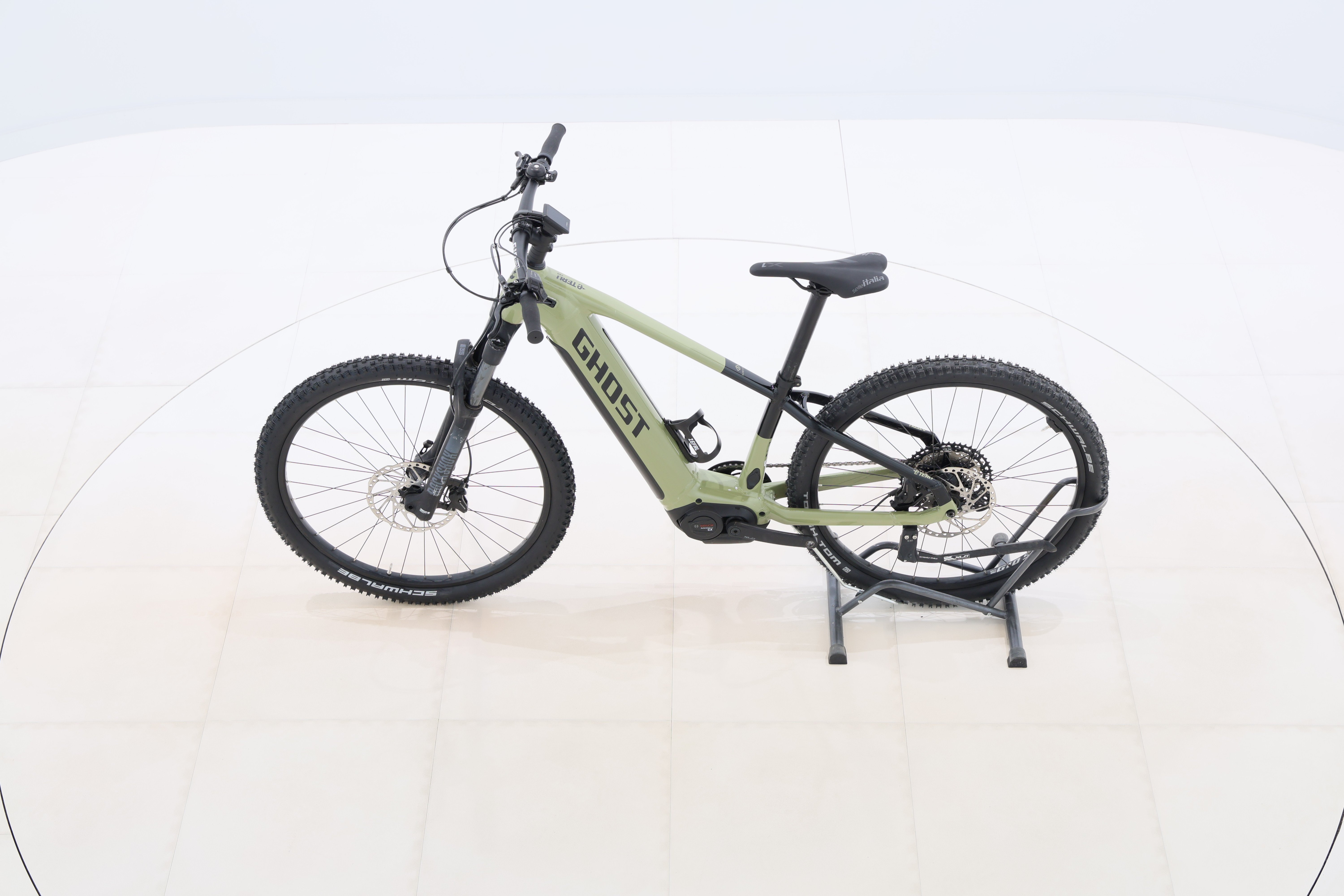 b4952933-31c4-42d2-84f6-530cc37c4403