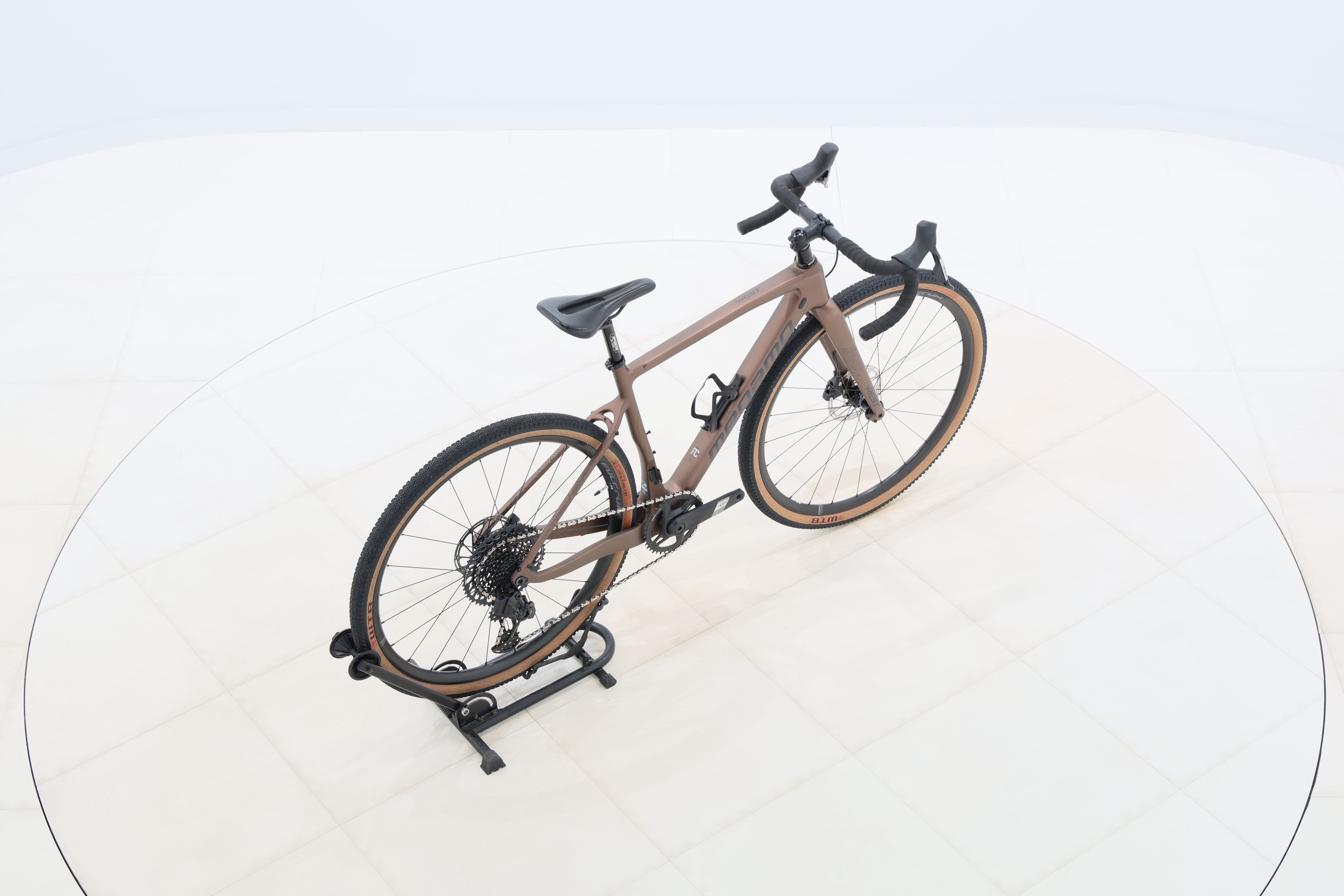 d79eb3b8-73c3-4b16-a002-a5f7129edd34