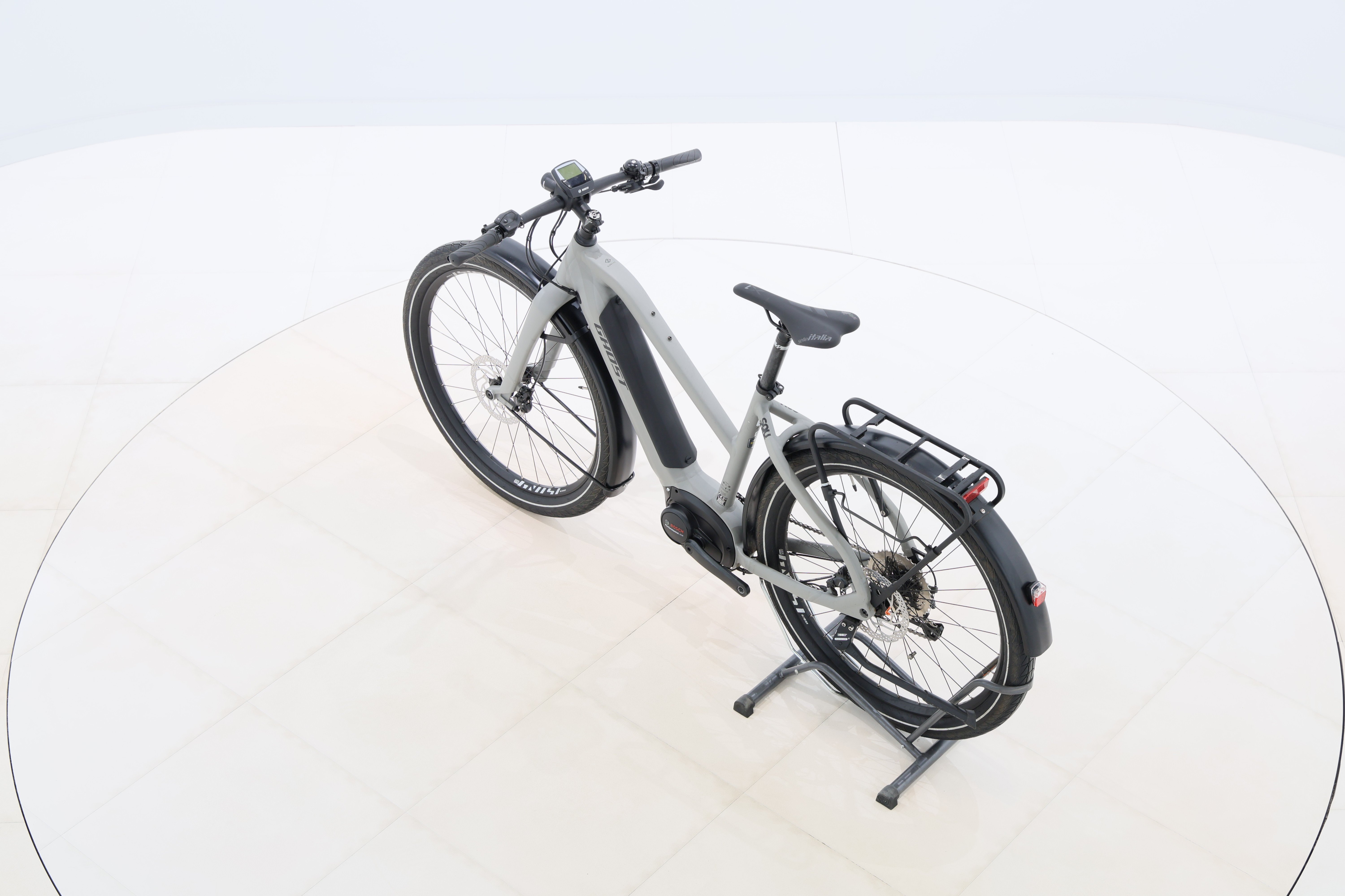 fd8e05a6-6aeb-4d05-9665-f230eb8f8b4d