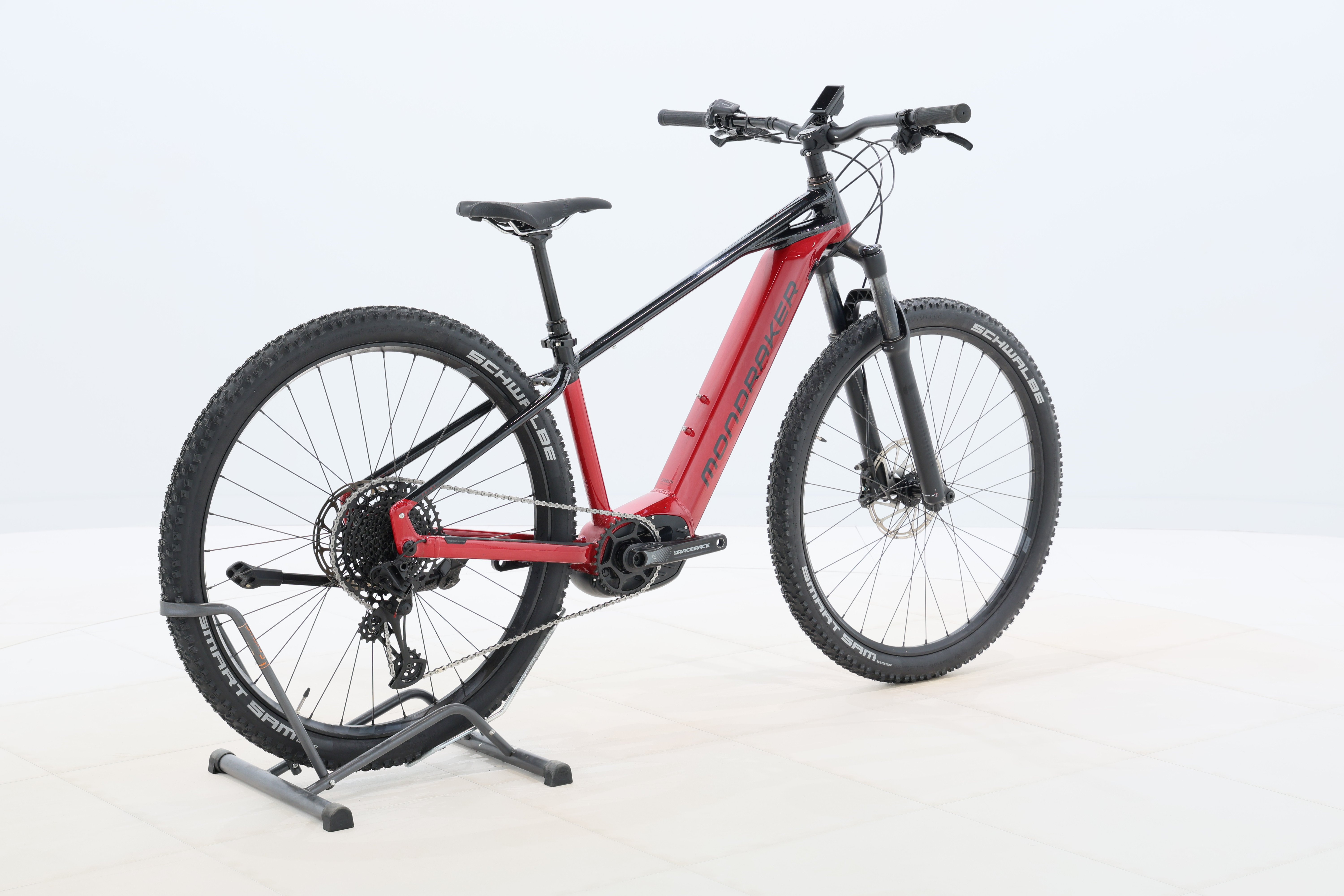 df7e46c0-b71e-47f9-a1dd-4bd4ea838479