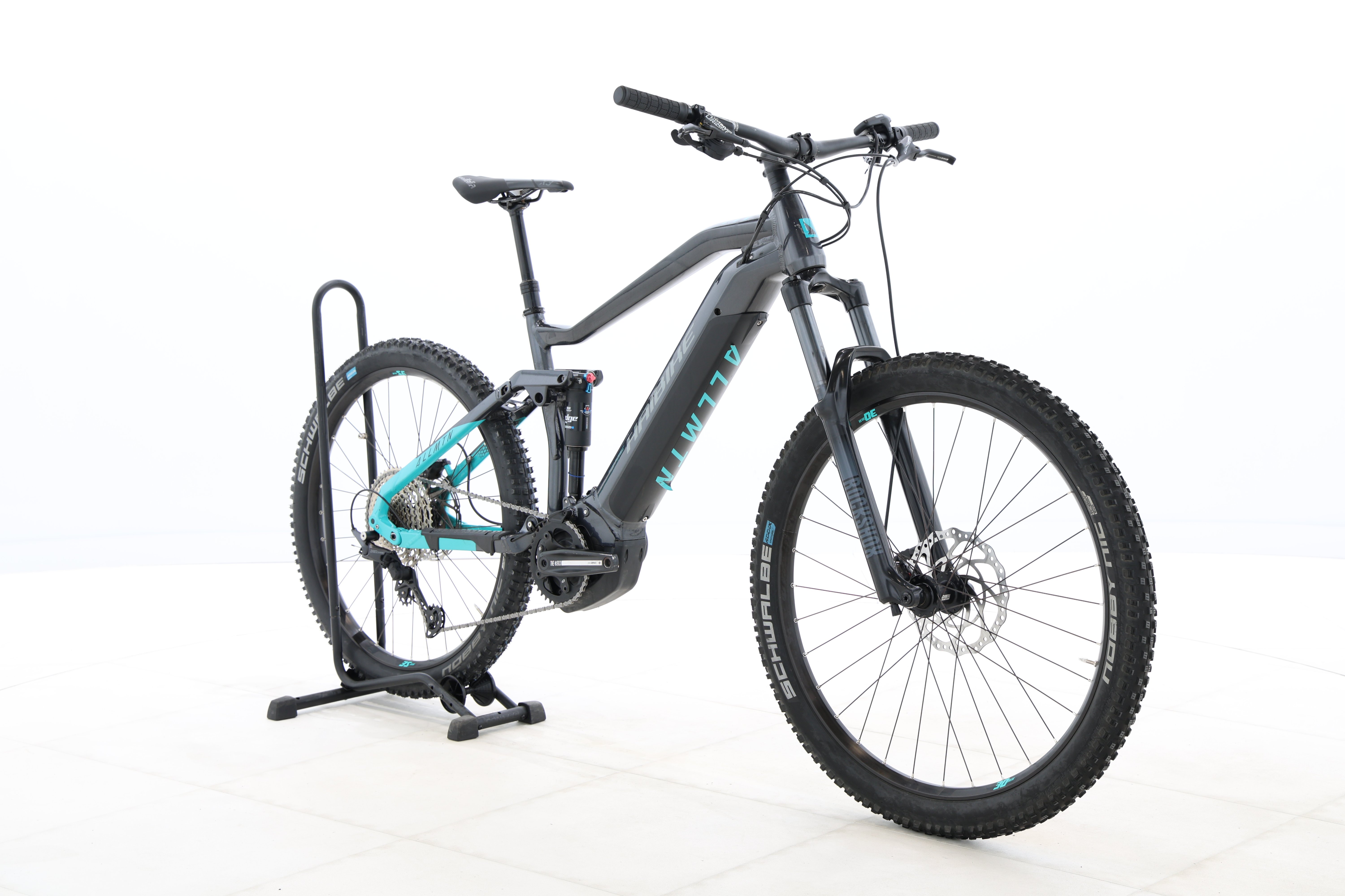 9f12ffc9-73cc-457d-817e-4b228f88196e