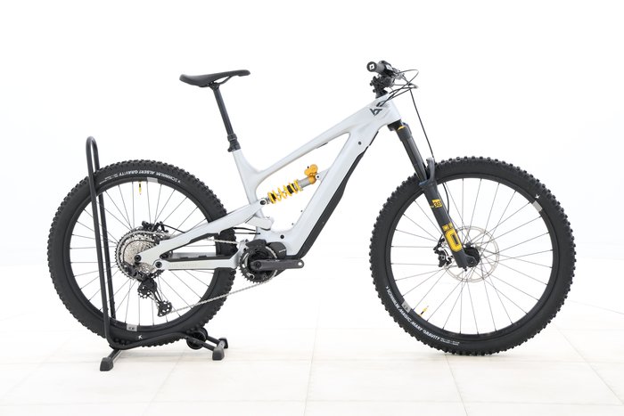 Yt DECOY MX UM CORE 4 2024