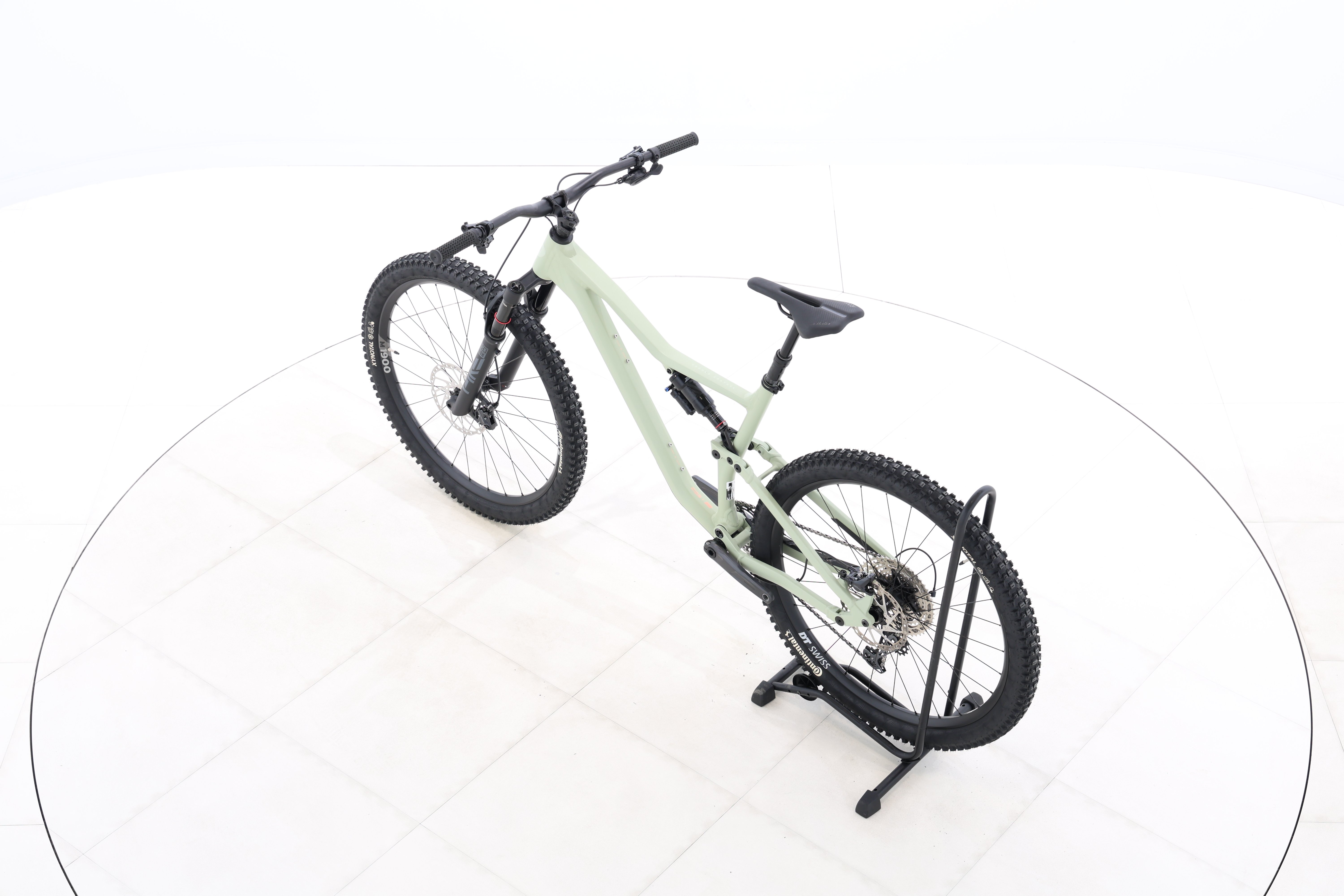 c57340e5-944d-406a-90d7-52ba019361dc