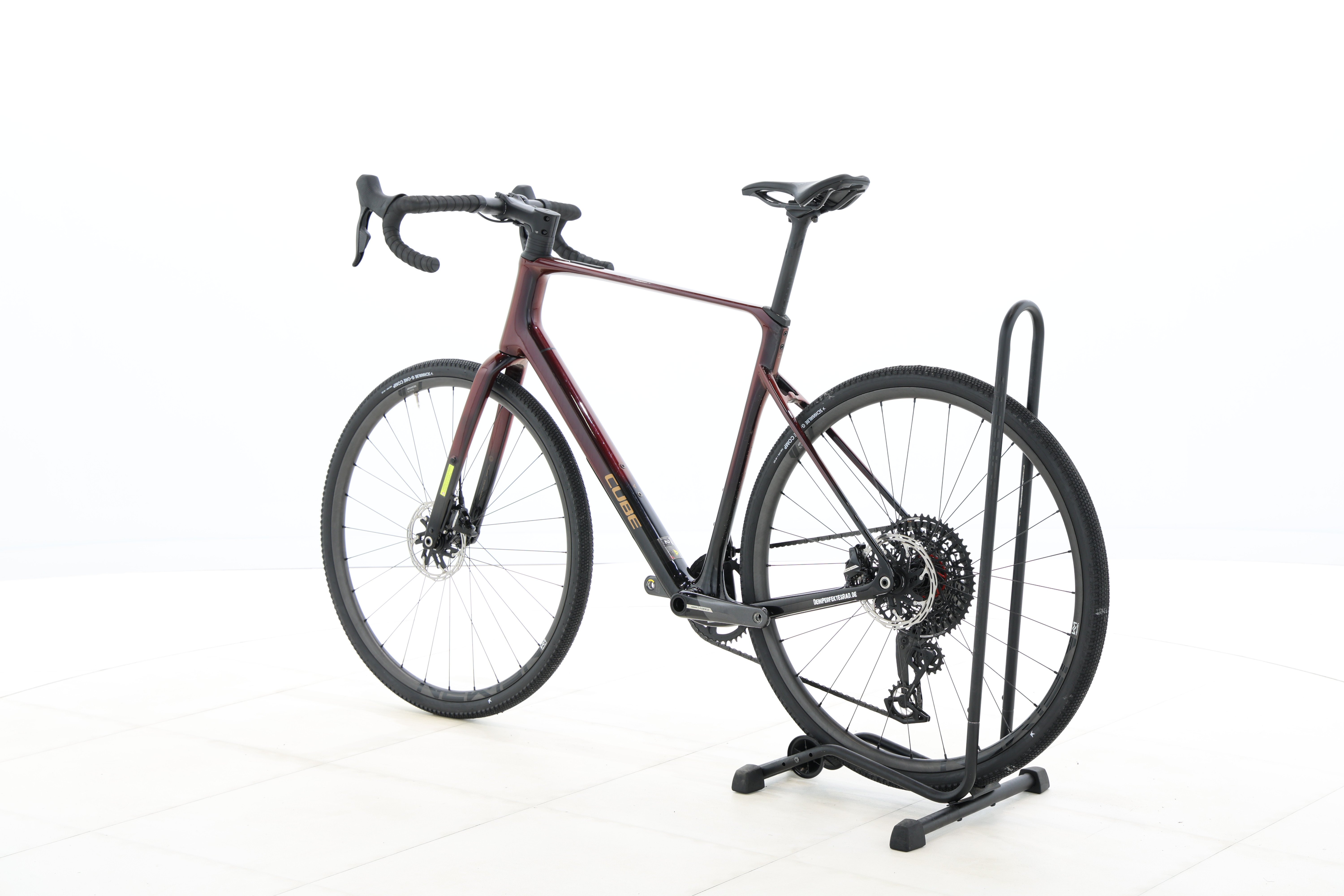 eede3f98-fbe2-42d9-8c63-f564d9a8449c