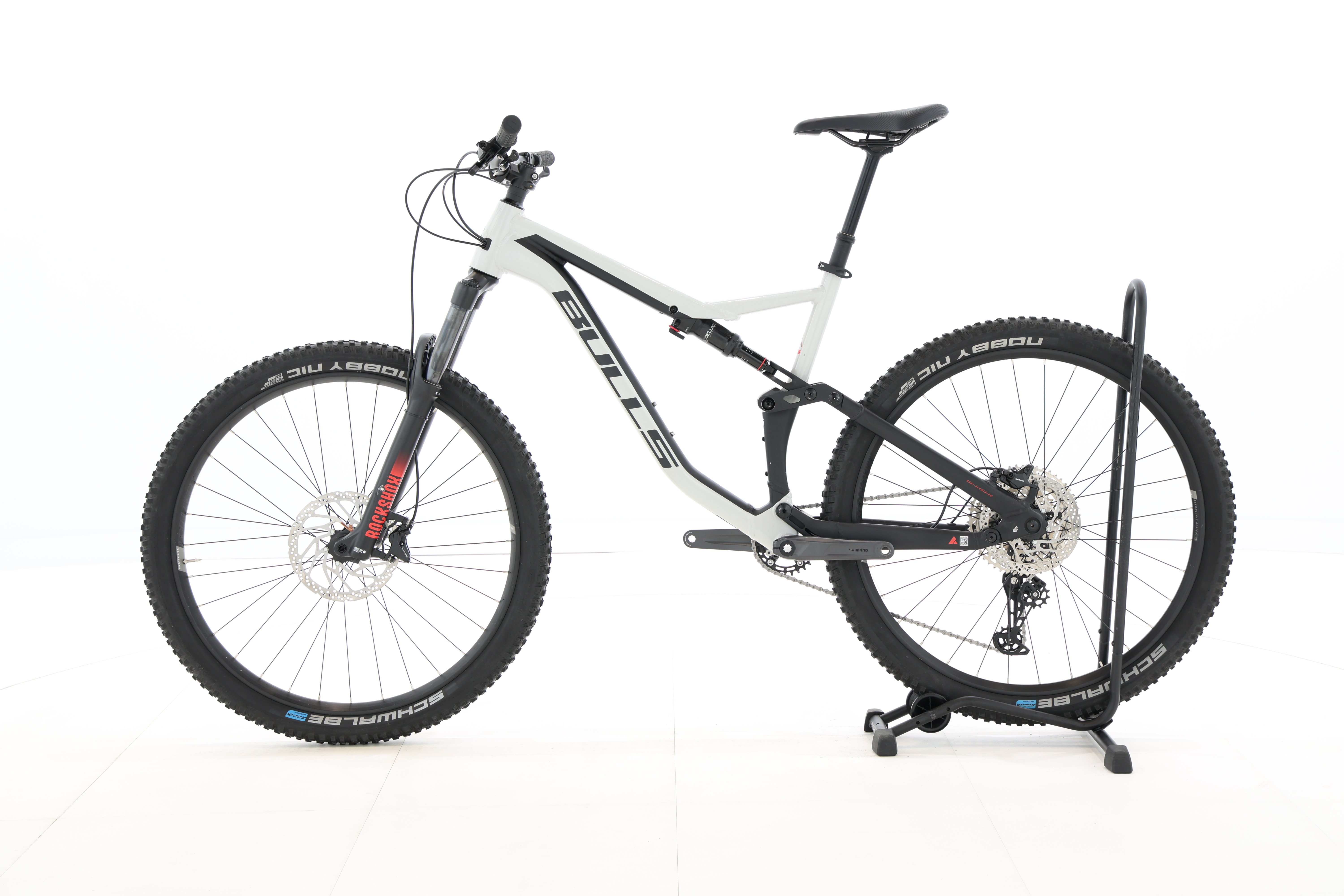 aa84c80e-e76c-4f20-9ef1-f69fa25e2336