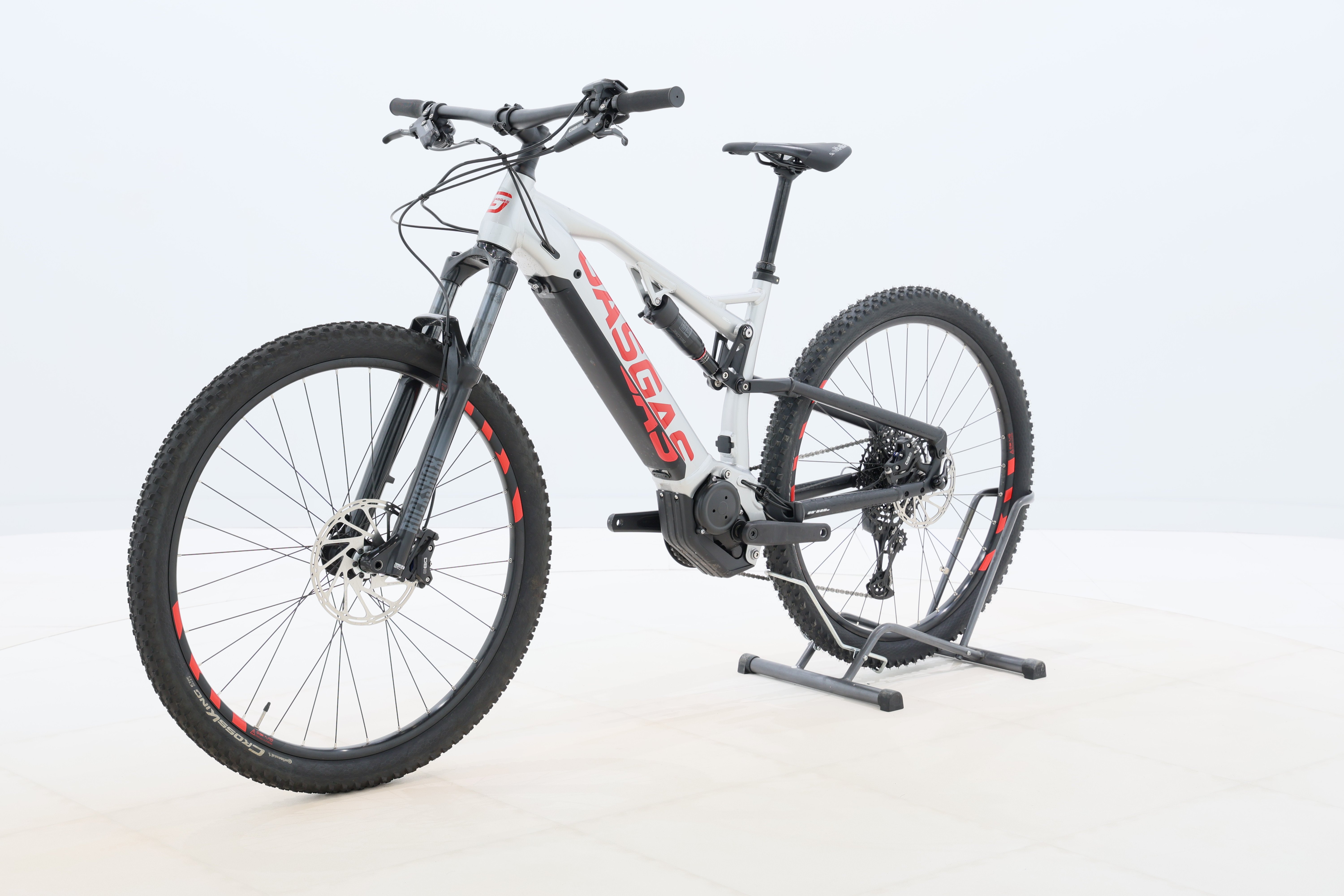 95ca7e7c-94ac-460f-a734-c2b4faee4e89