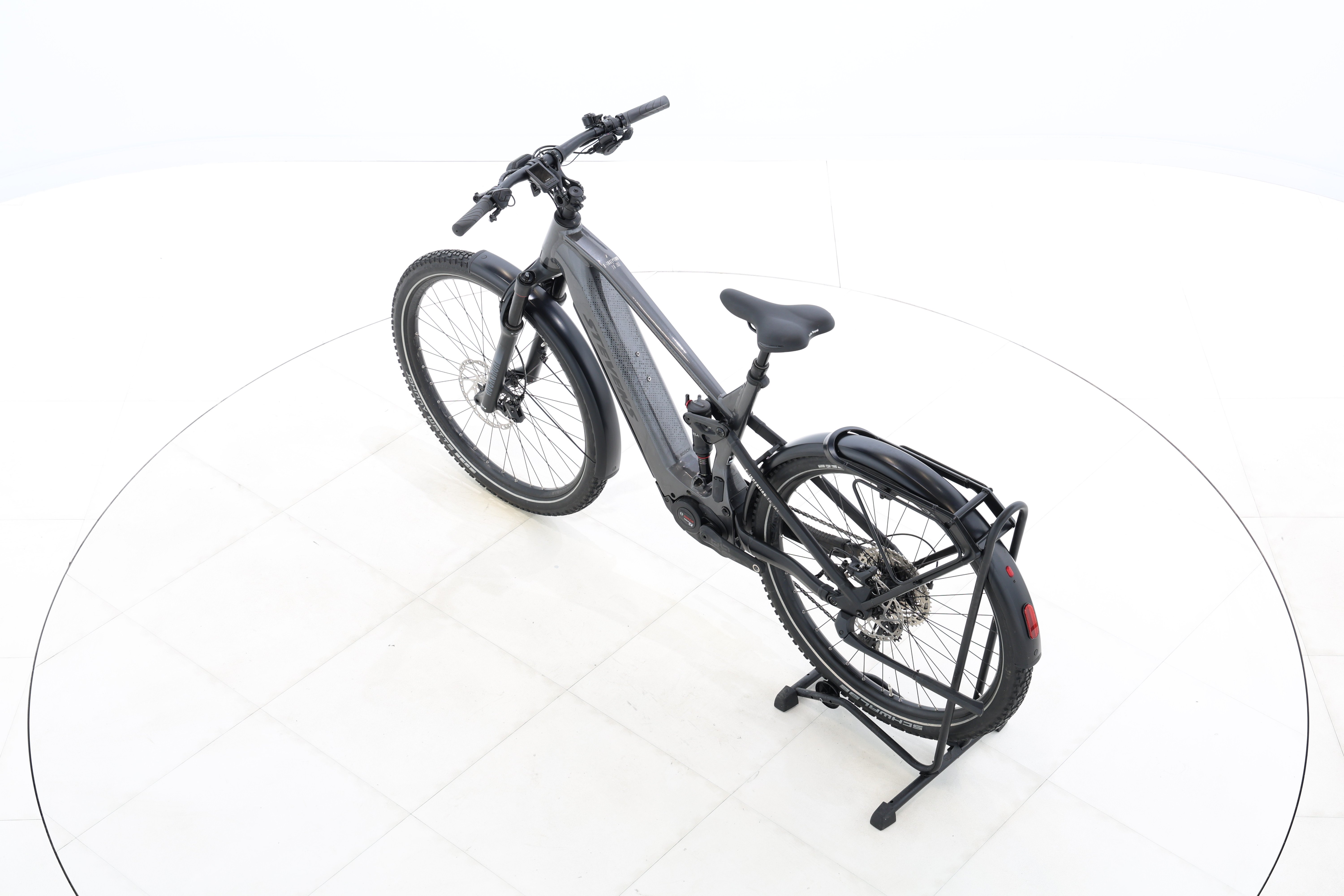 a970a6d7-cf5f-423f-ab14-b8e1e866f105