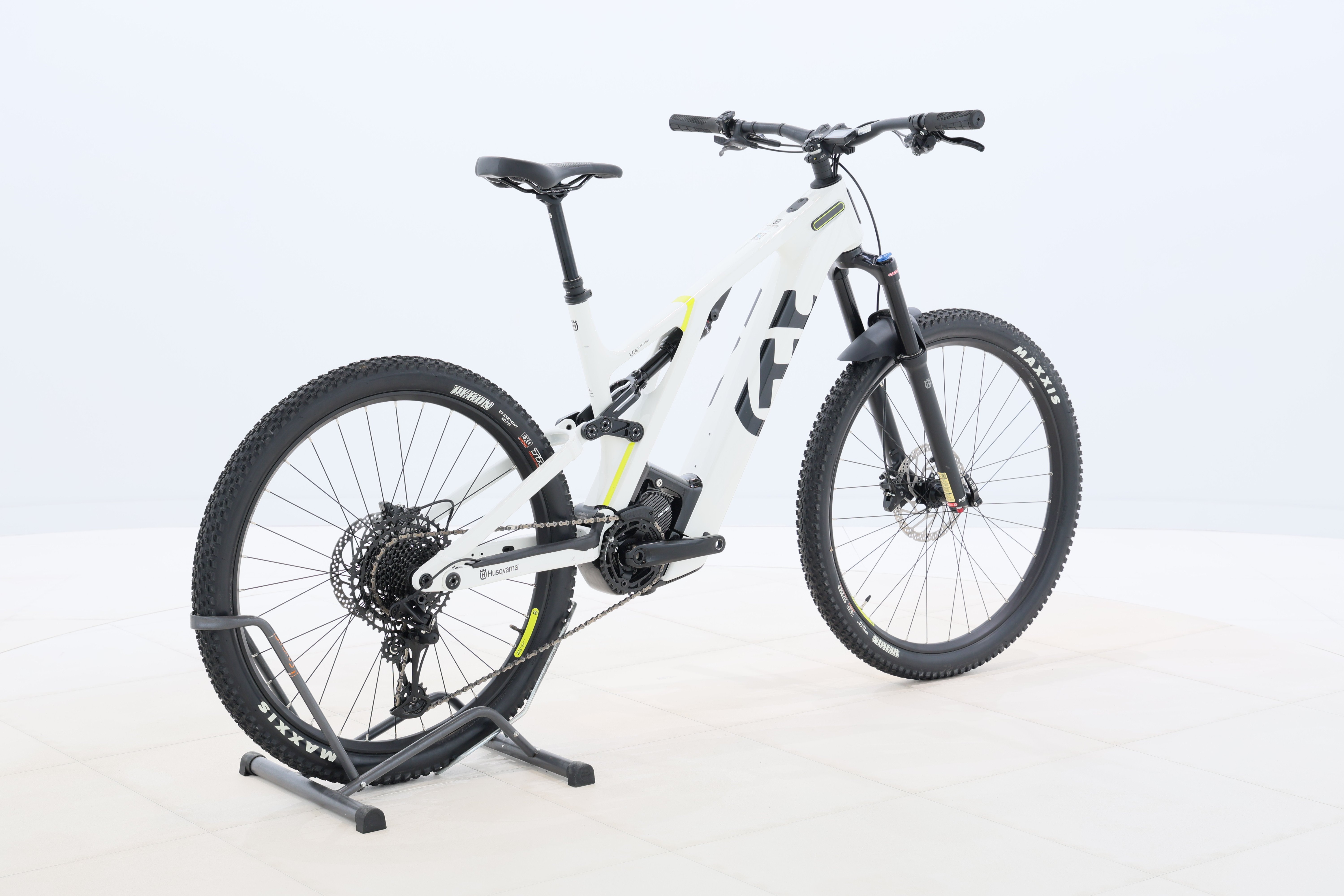 ae27a06e-8a1a-4890-80f2-530b4ffbced7