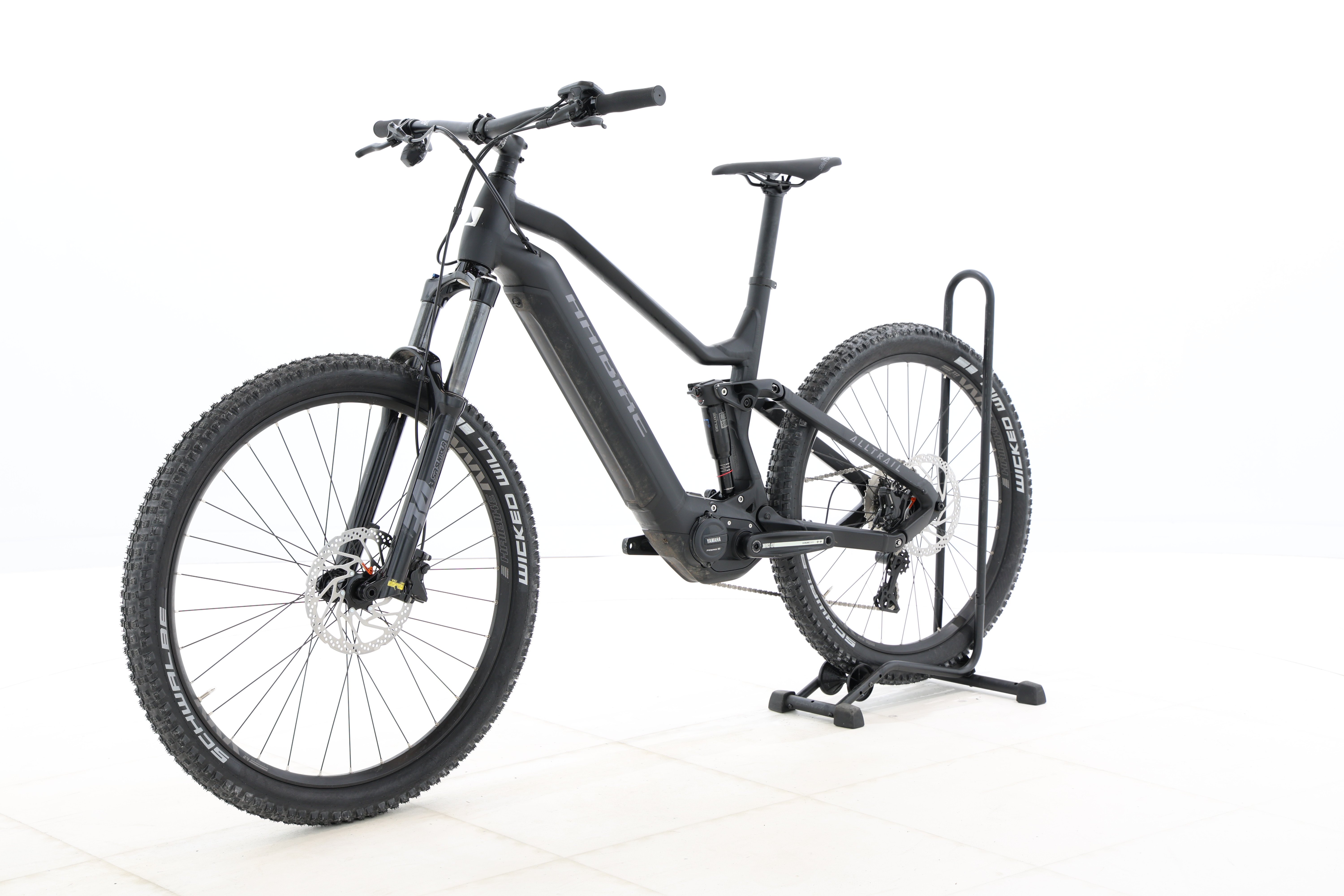 b94be269-99ef-42b1-8c1e-fa6850840289