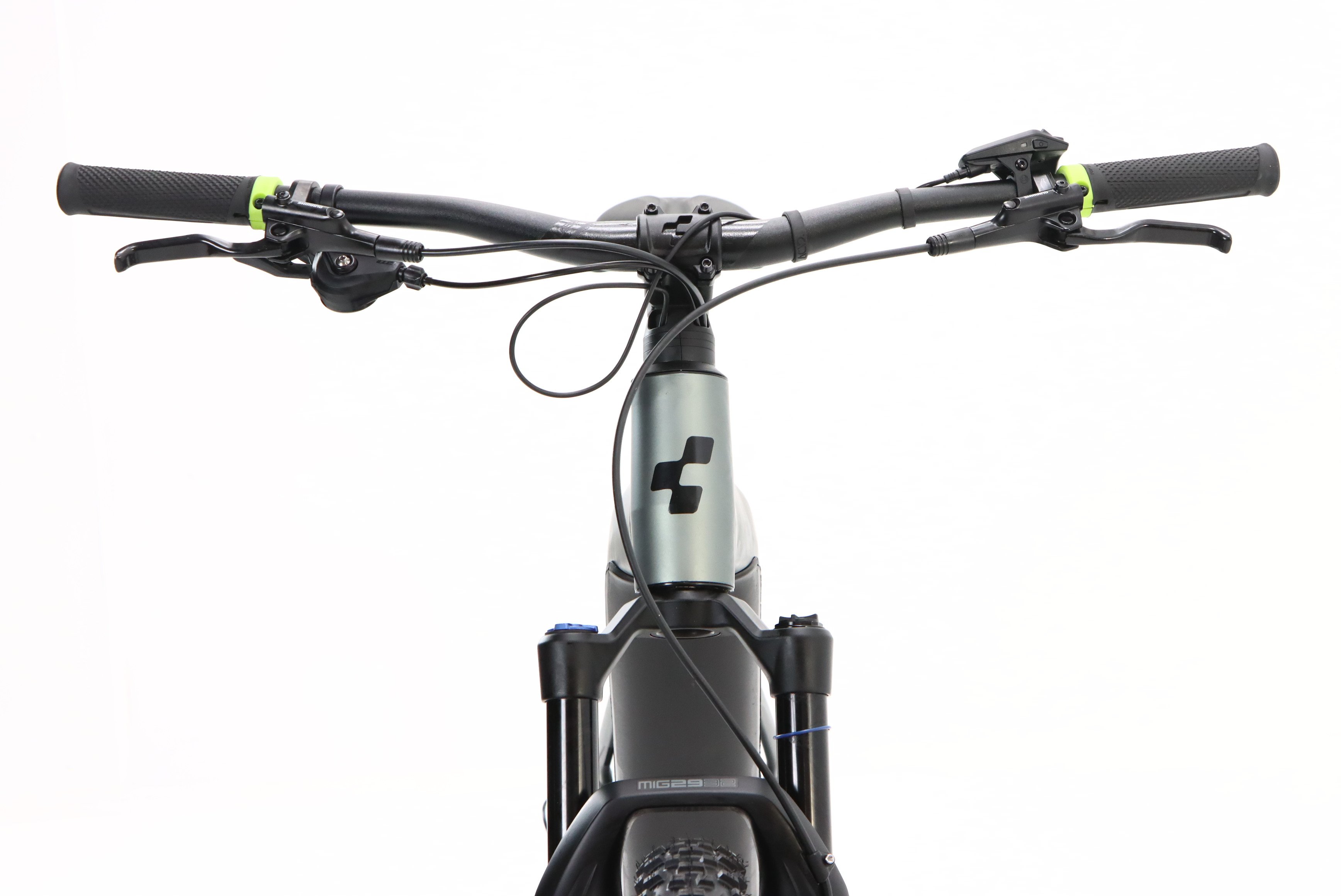 8c545512-a9d4-49aa-8451-c82e9984626e