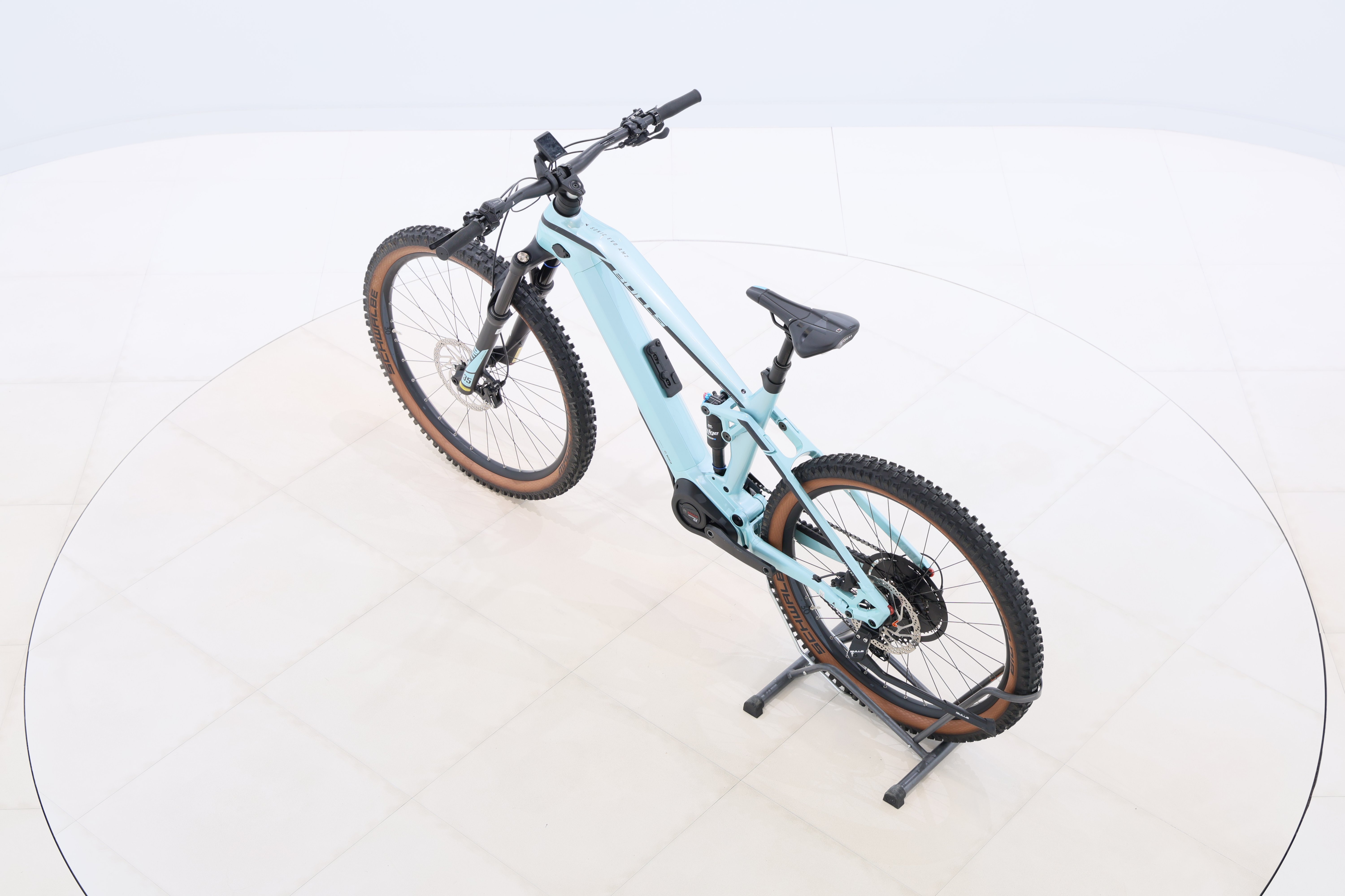 b8d84dd8-3ff6-4b4e-be30-2bf5e9431d2e