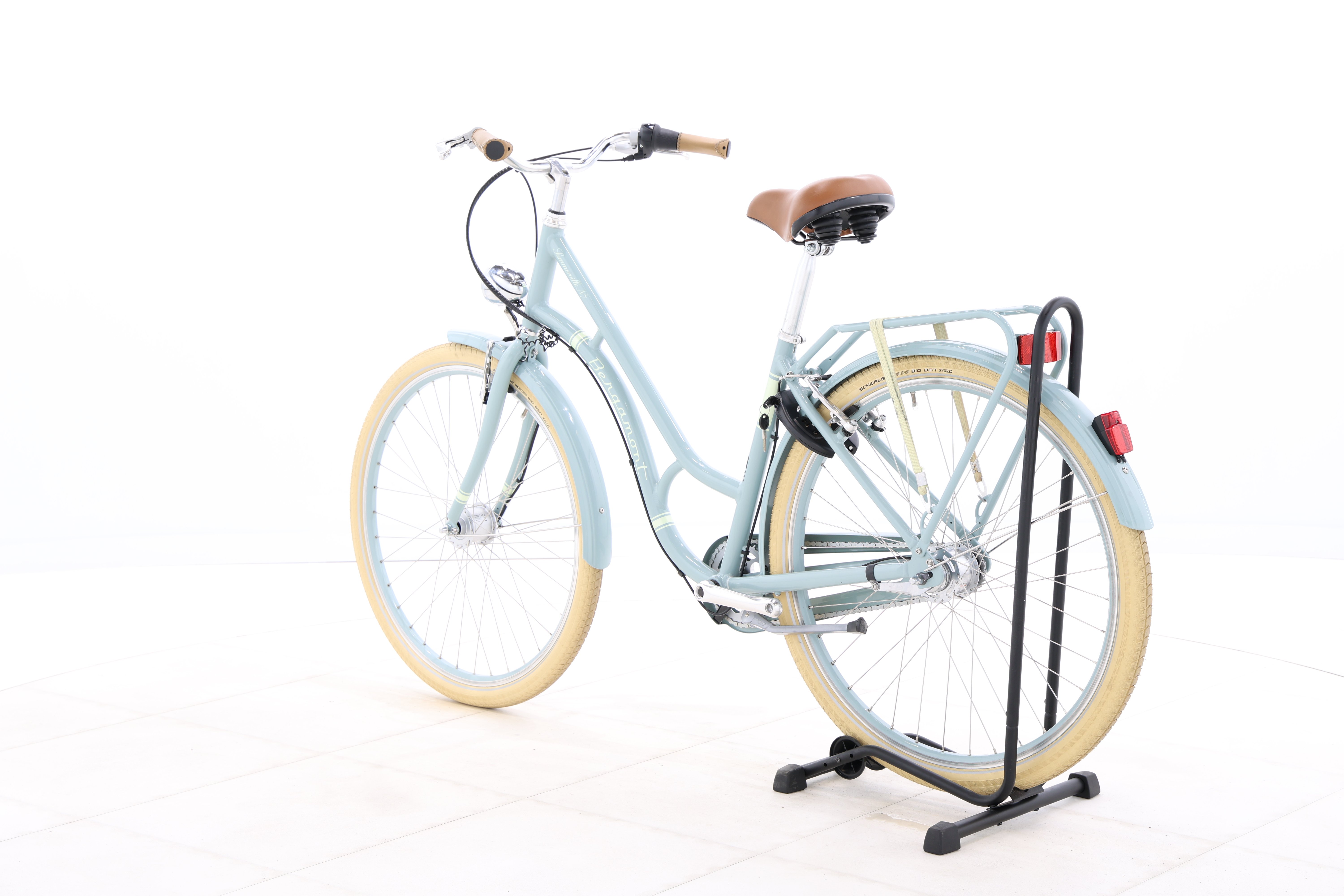 14a7681d-26f2-40d1-ae2a-ea3ba6834c04