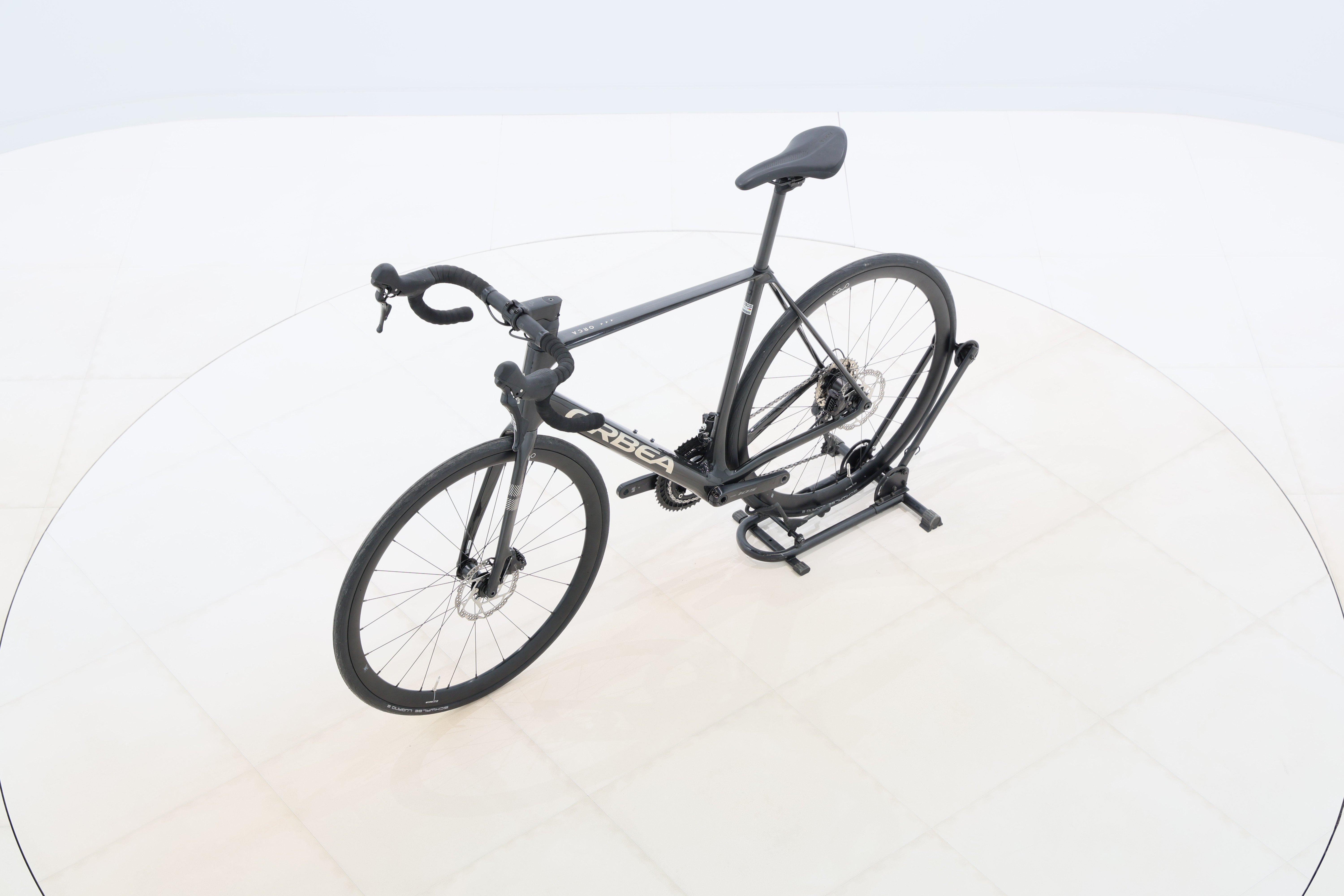 ef637dc4-2244-4e74-b187-9921a1869ea5