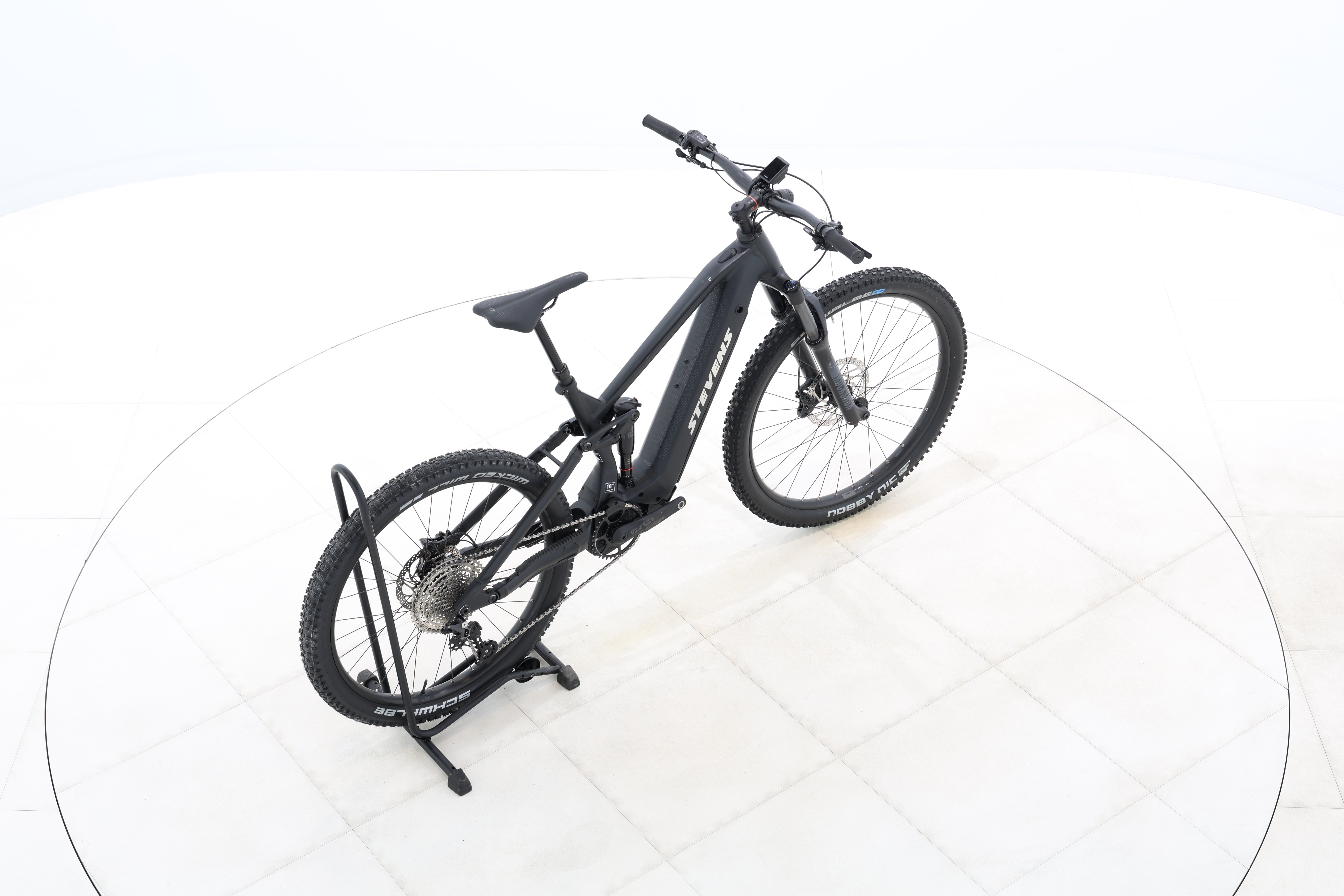 4e546dd7-084e-4d07-83f4-486cde4f56c1