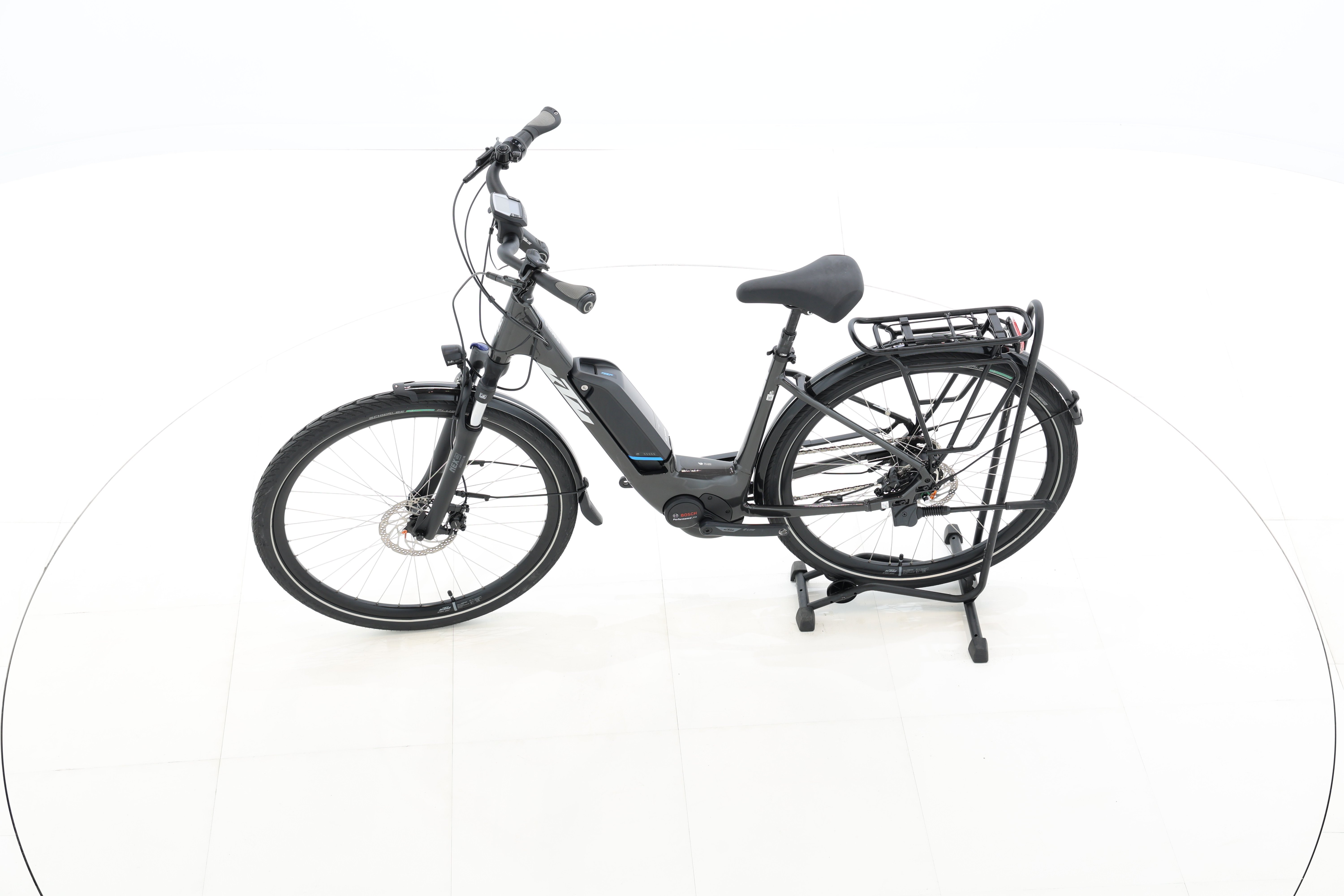 d876d946-ca43-46d2-9096-d4935d2e8171