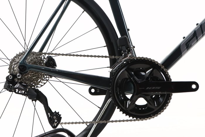Giant TCR ADVANCED 1 2024