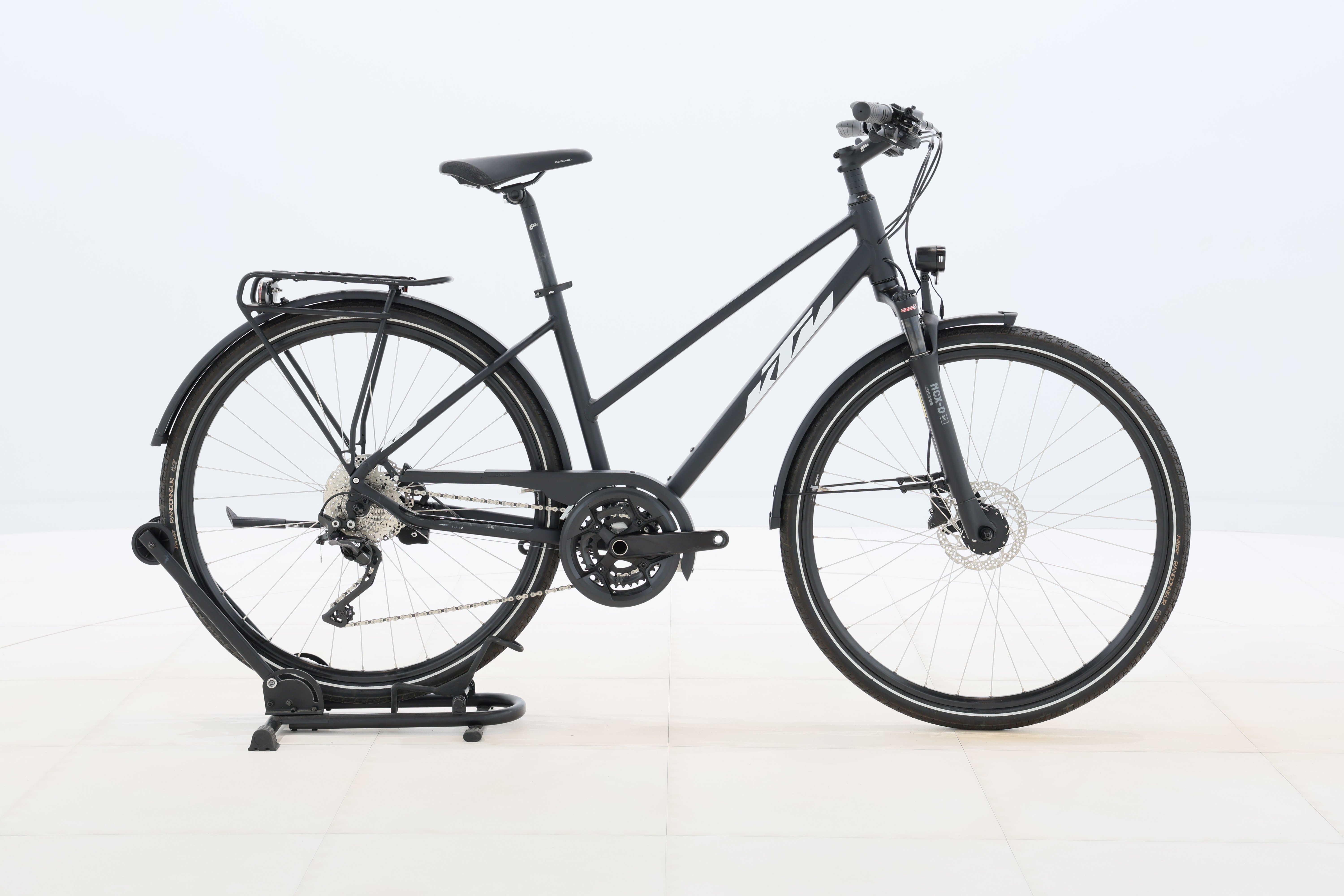 d30a0055-f723-46e1-8310-bf298216fcdf