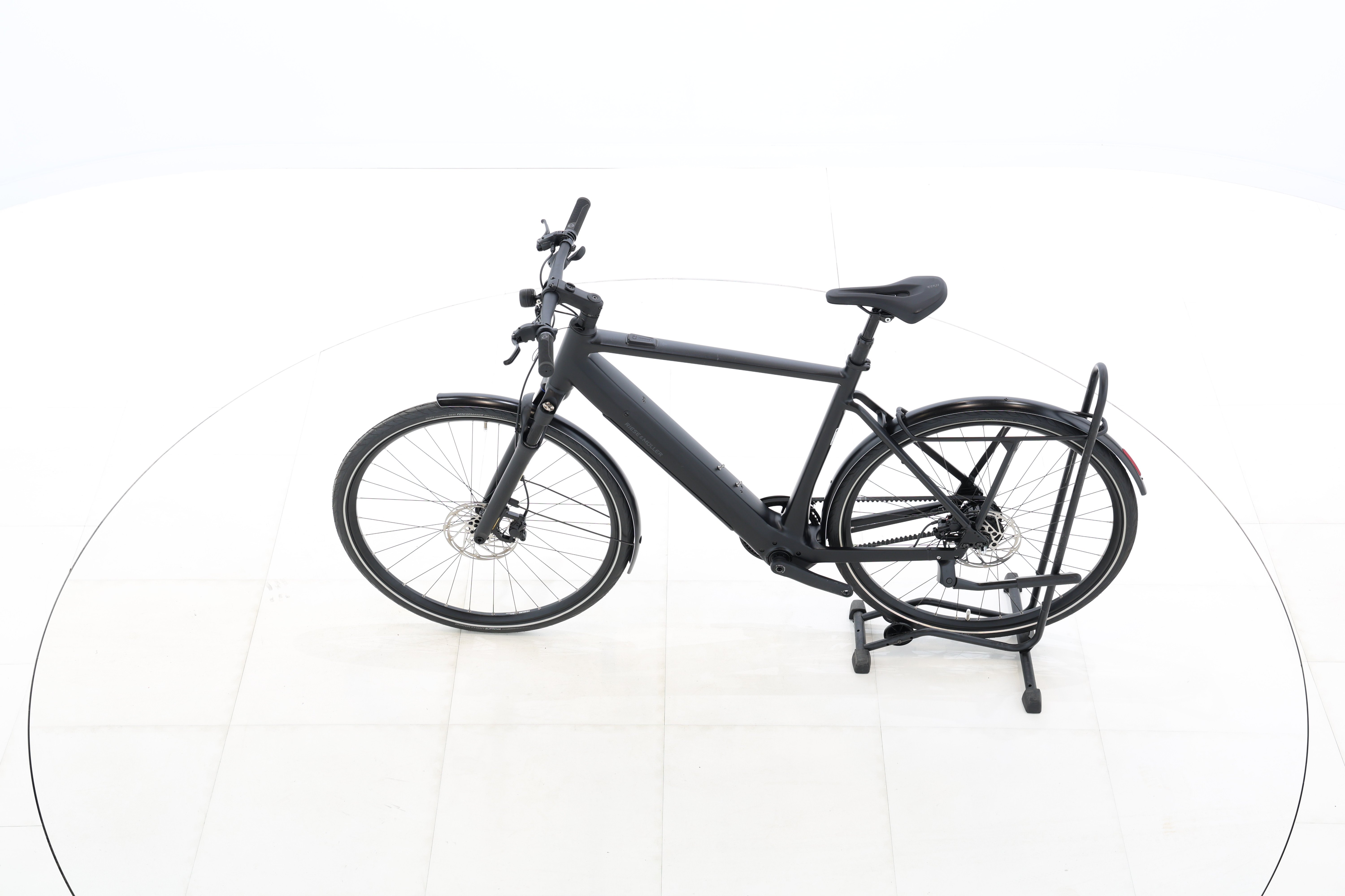 1e761867-9c8c-4852-b5b9-7e0b83bd73b8